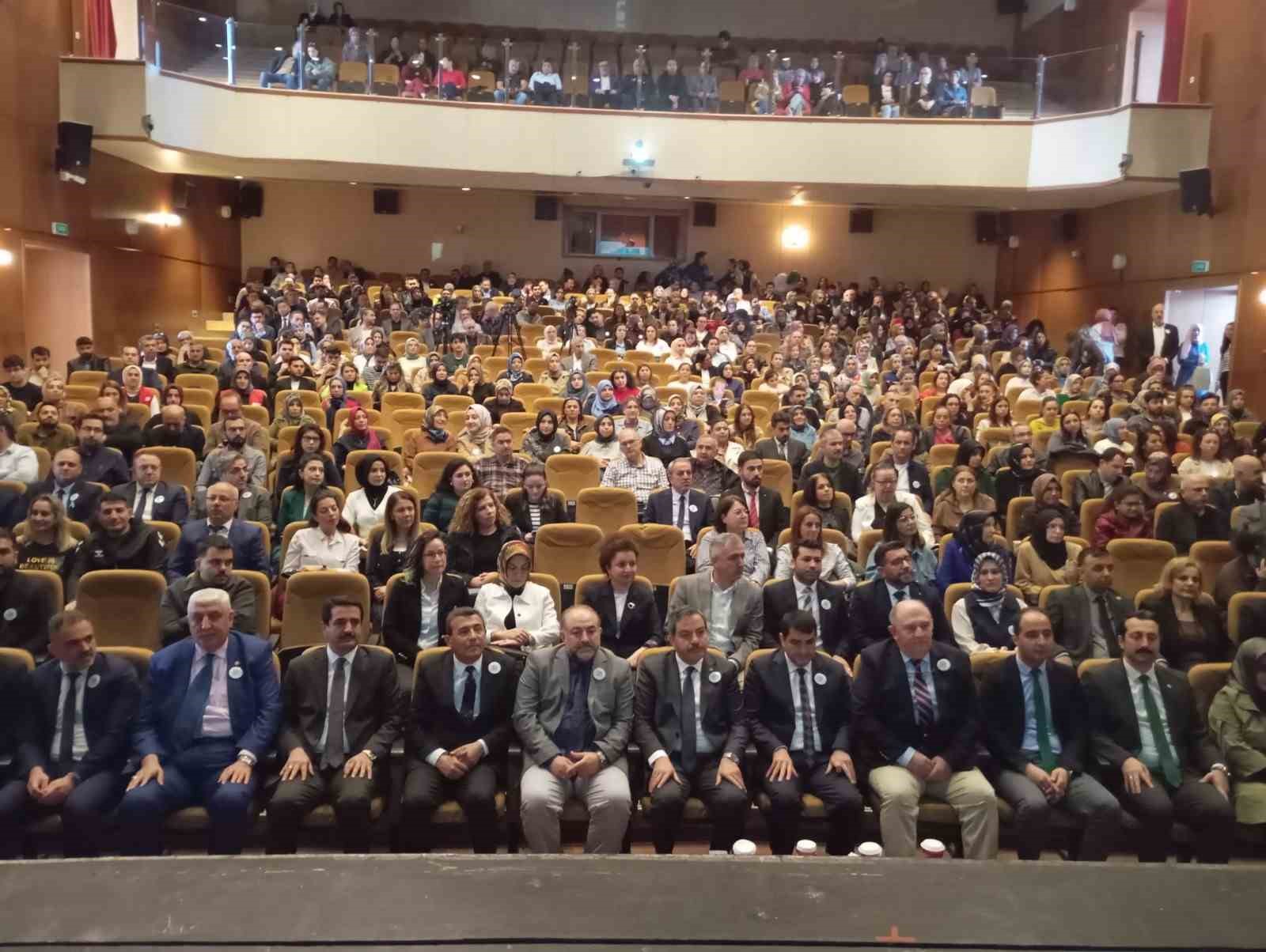 Türkiye Aşı Enstitüsü Başkanı Kara: "Covid aşıları kalp krizini tetiklemez"
