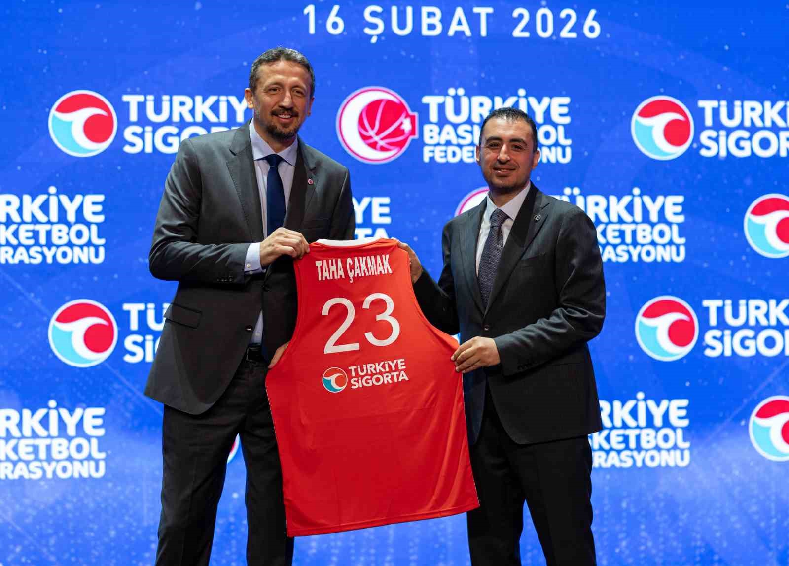 Türkiye Basketbol Federasyonu ile Türkiye Sigorta arasında Milli Takımlar ana sponsorluk anlaşması yenilendi
