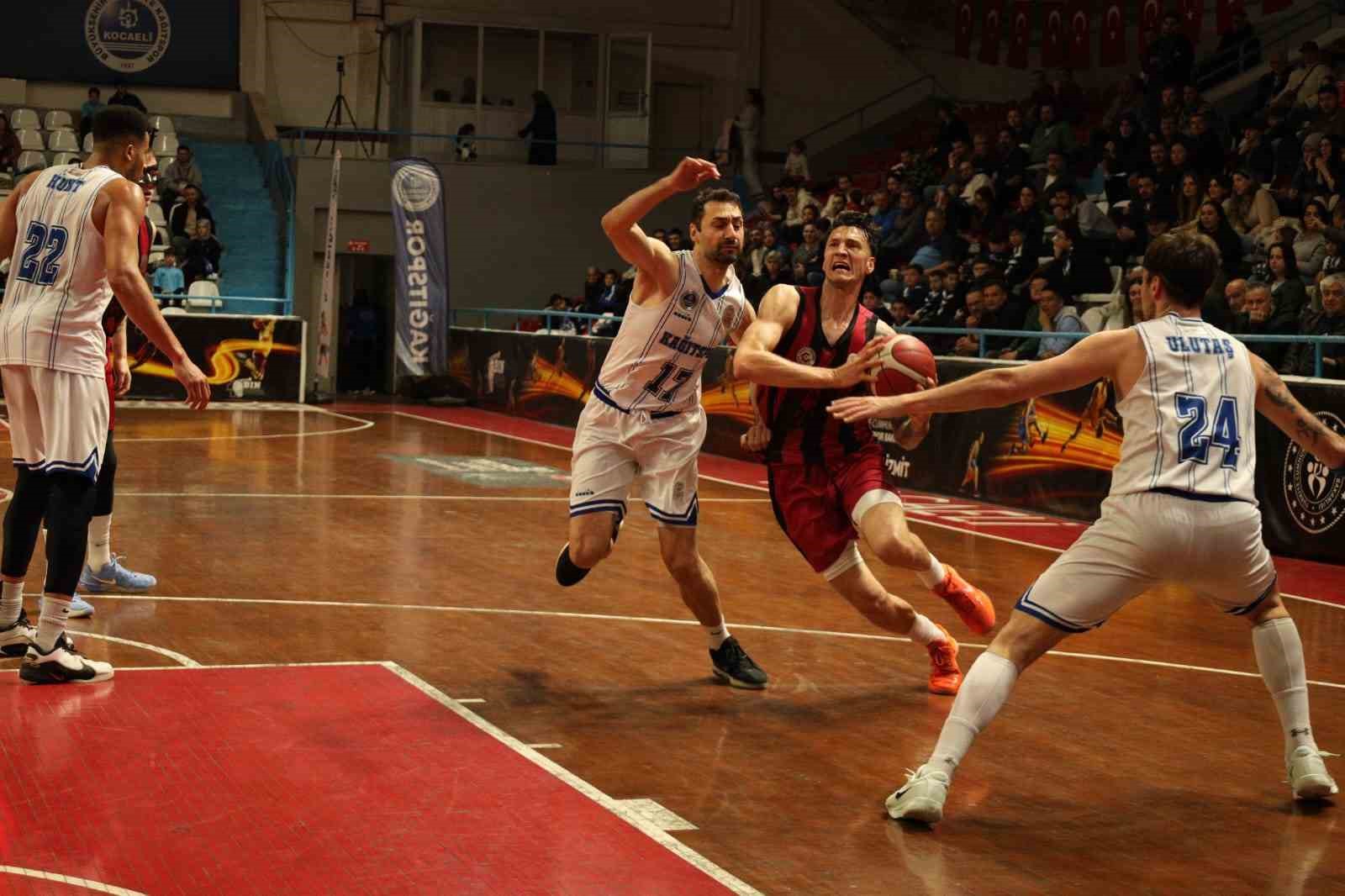 Türkiye Basketbol Ligi: Kocaeli BŞB Kağıtspor: 69 - Gaziantep Basketbol: 75
