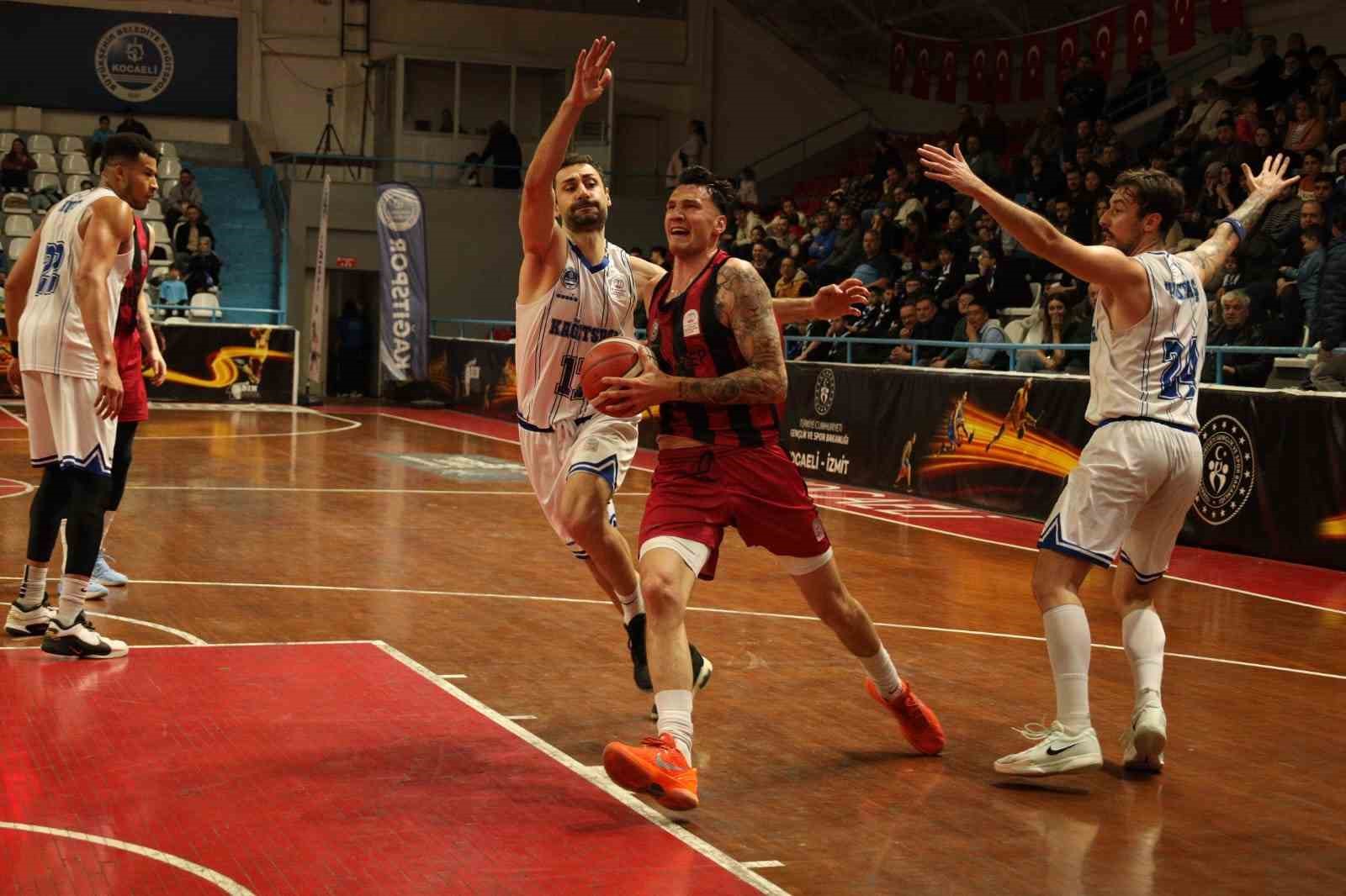 Türkiye Basketbol Ligi: Kocaeli BŞB Kağıtspor: 69 - Gaziantep Basketbol: 75
