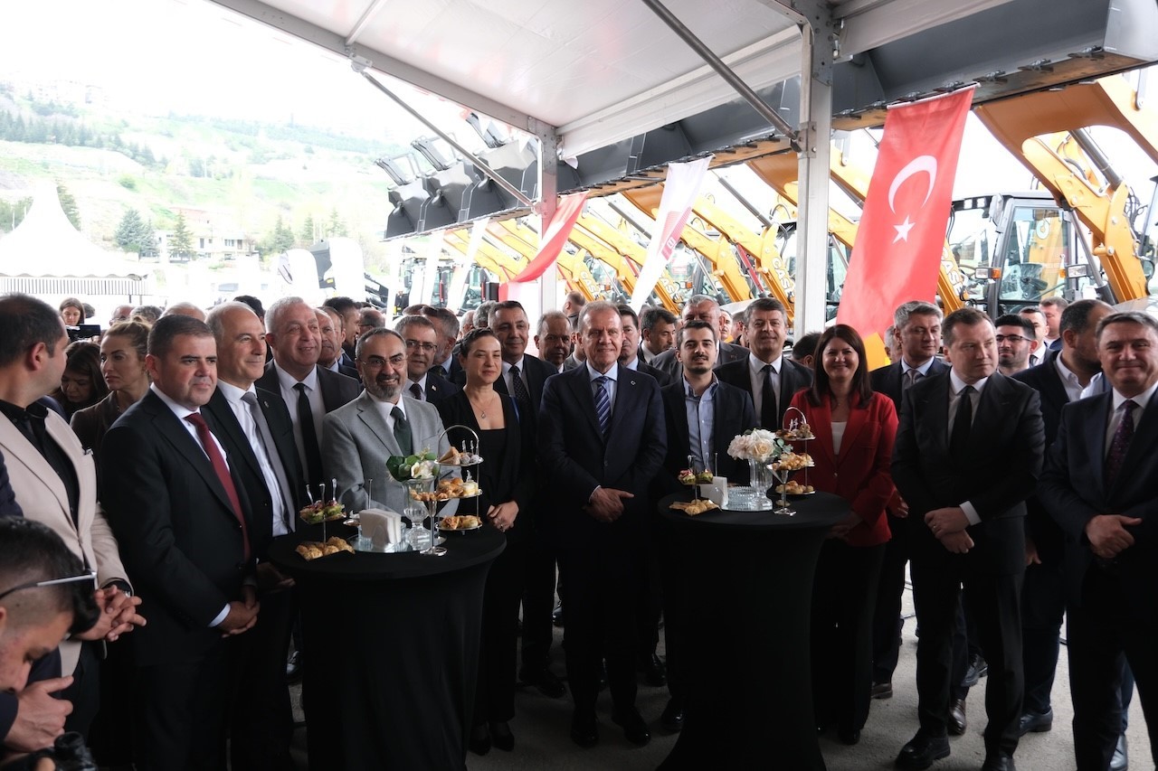 Türkiye Belediyeler Birliği’nden hizmet aracı desteği
