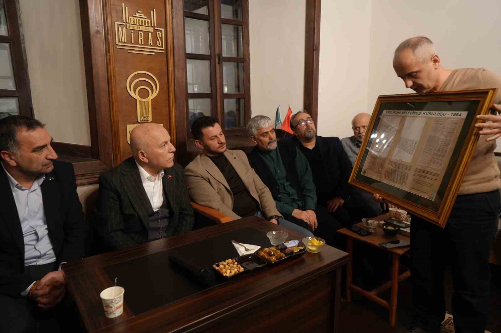 Türkiye Dil ve Edebiyat Derneği, Erzurum Büyükşehir Belediyesi tarihine ışık tuttu
