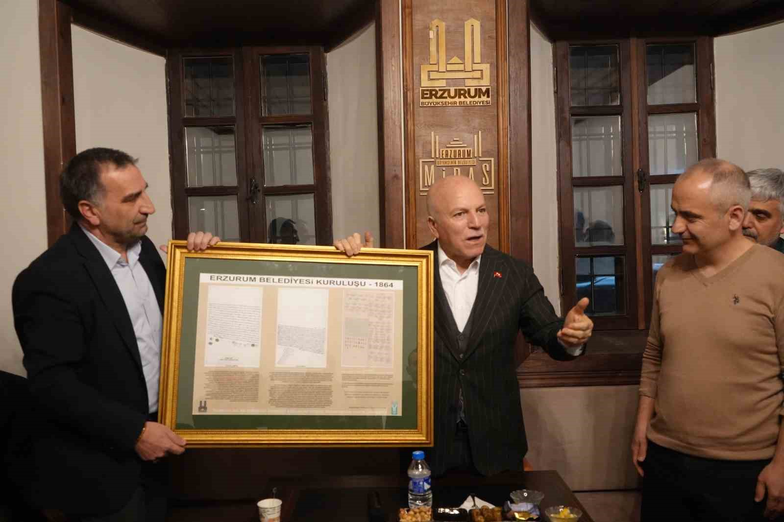 Türkiye Dil ve Edebiyat Derneği, Erzurum Büyükşehir Belediyesi tarihine ışık tuttu
