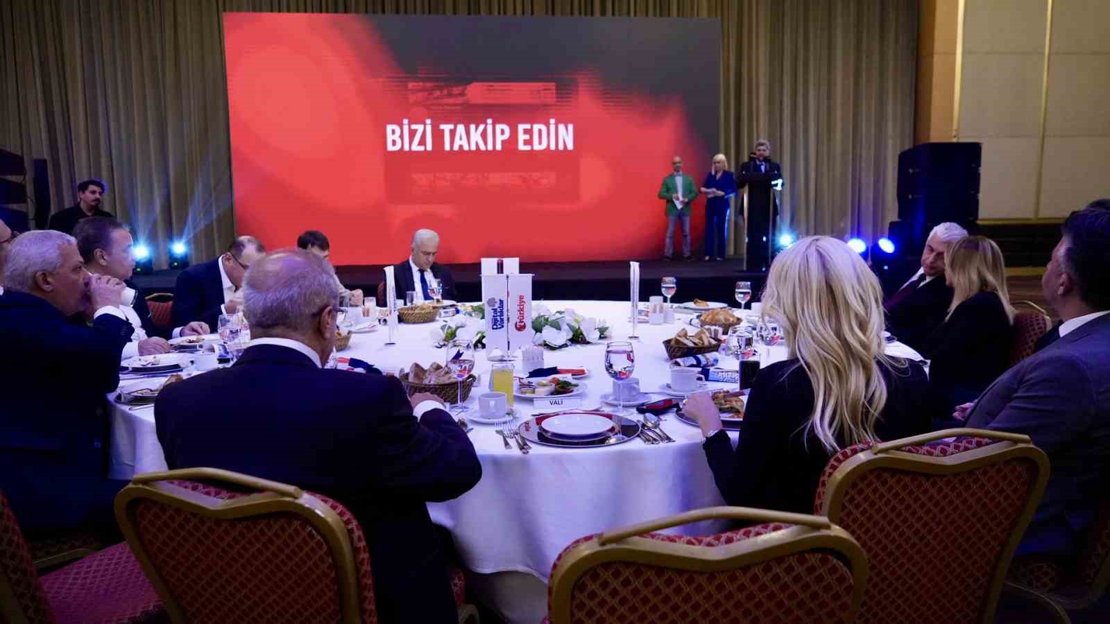 Türkiye Gazetesi ve İhlas Medya Dijital Varlıklar, sektör temsilcilerini iftar programında buluşturdu
Türkiye Gazetesi ve İhlas Medya Dijital Varlıklar, sektör temsilcilerini iftar programında buluşturdu