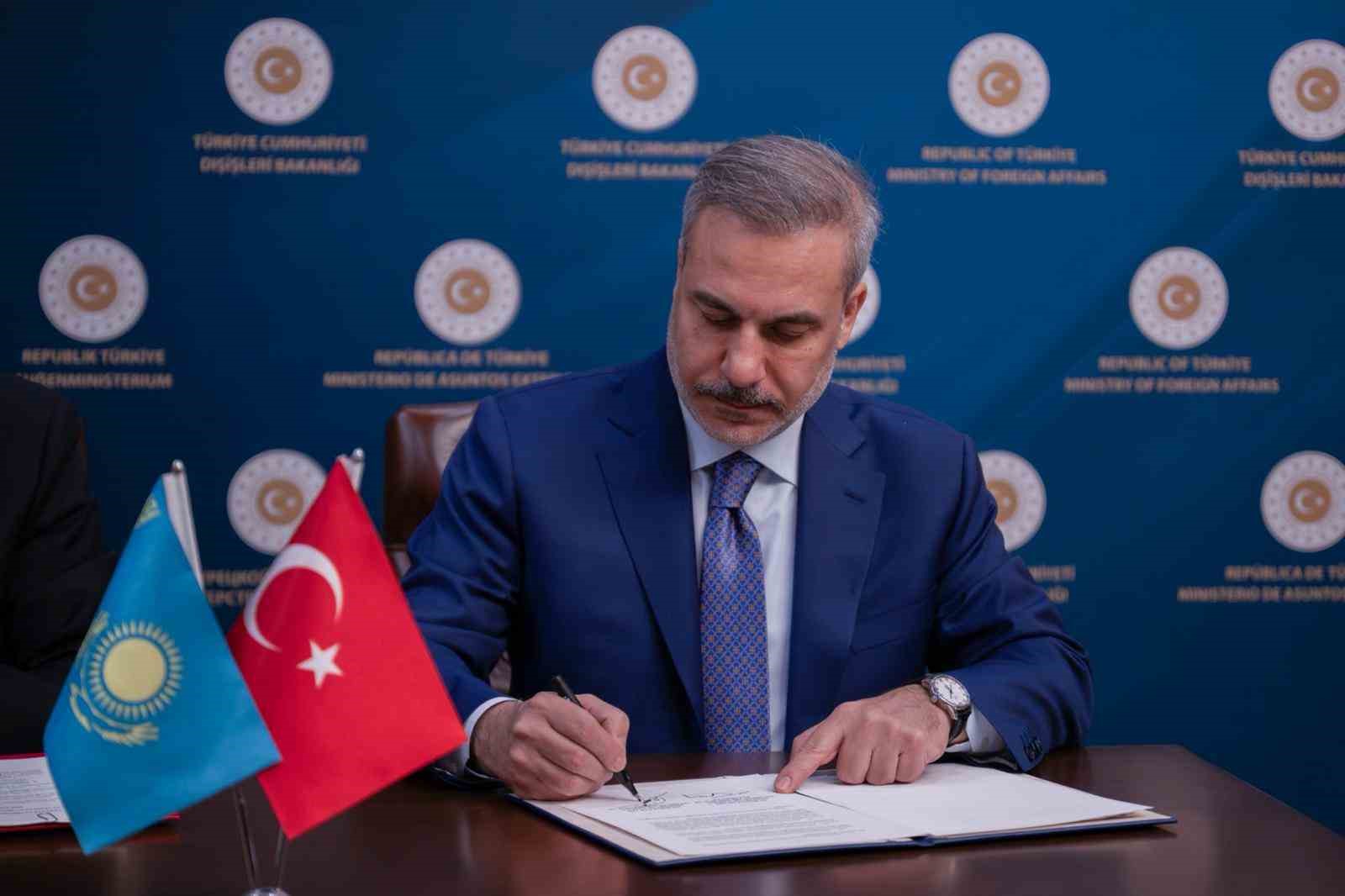 Türkiye ile Kazakistan Dışişleri Bakanlıkları arasında "2026-2027 İşbirliği Planı" imzalandı
