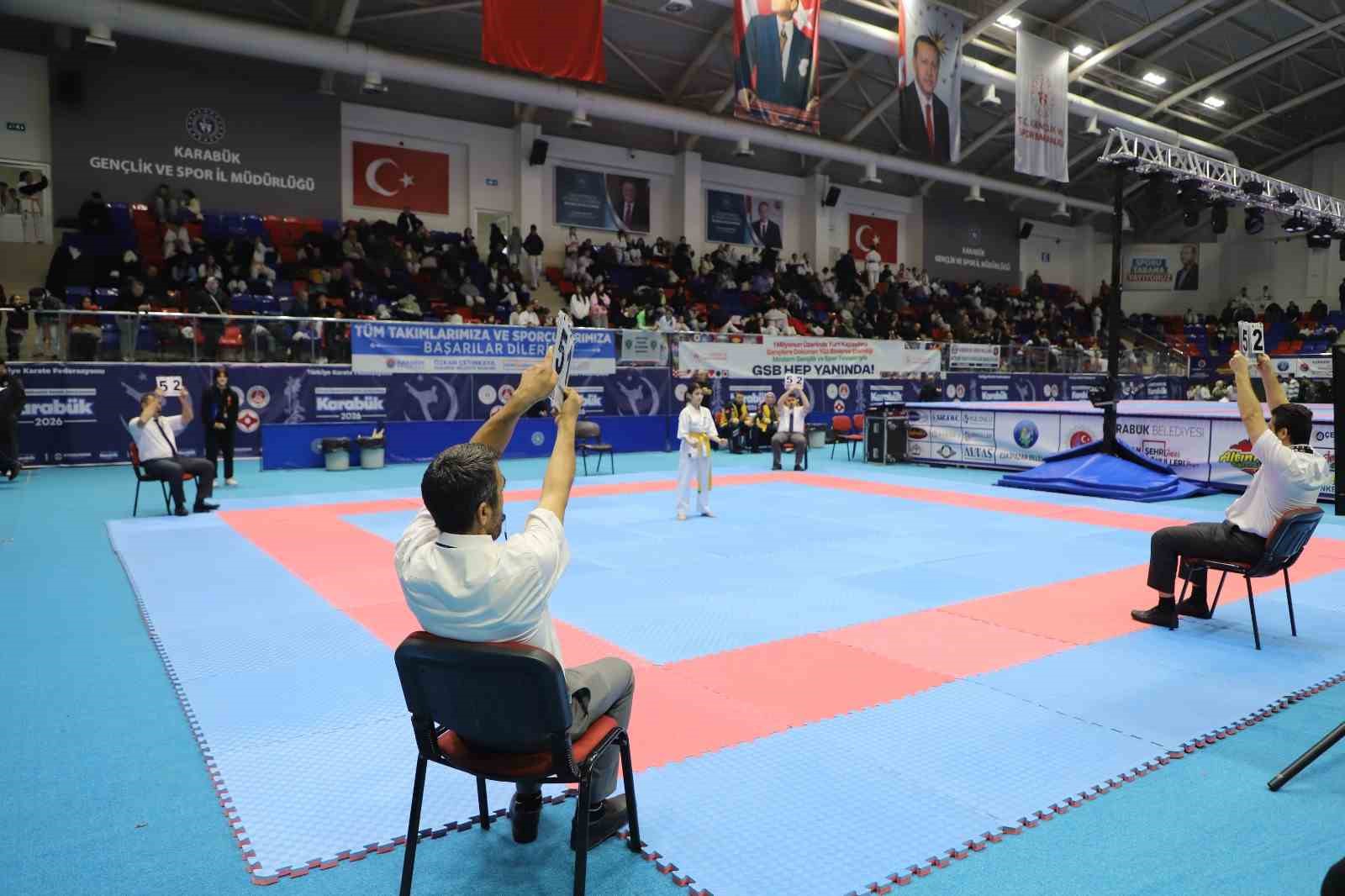 Türkiye Kyokushin Stil Karate Şampiyonası Karabük’te başladı
