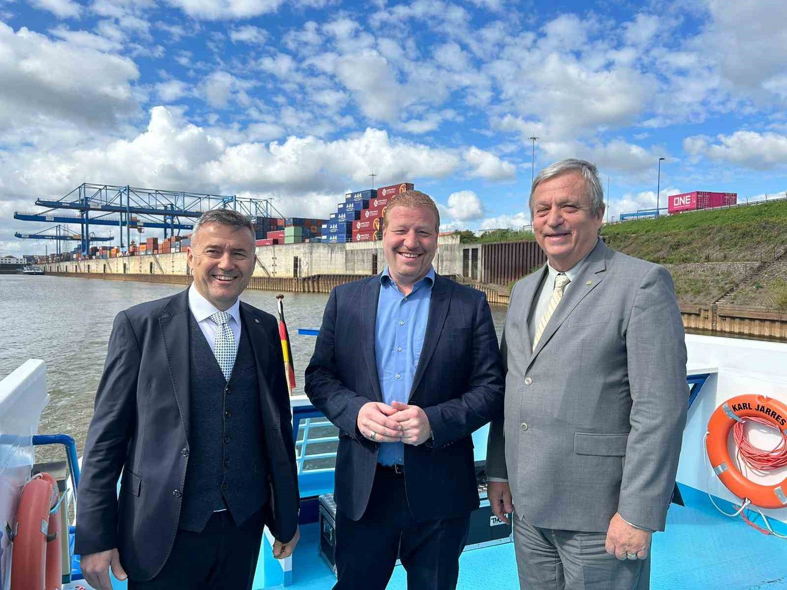 Türkiye lojistikte yeni oyun kuruyor: Mersin-Filyos-Rotterdam hattı
