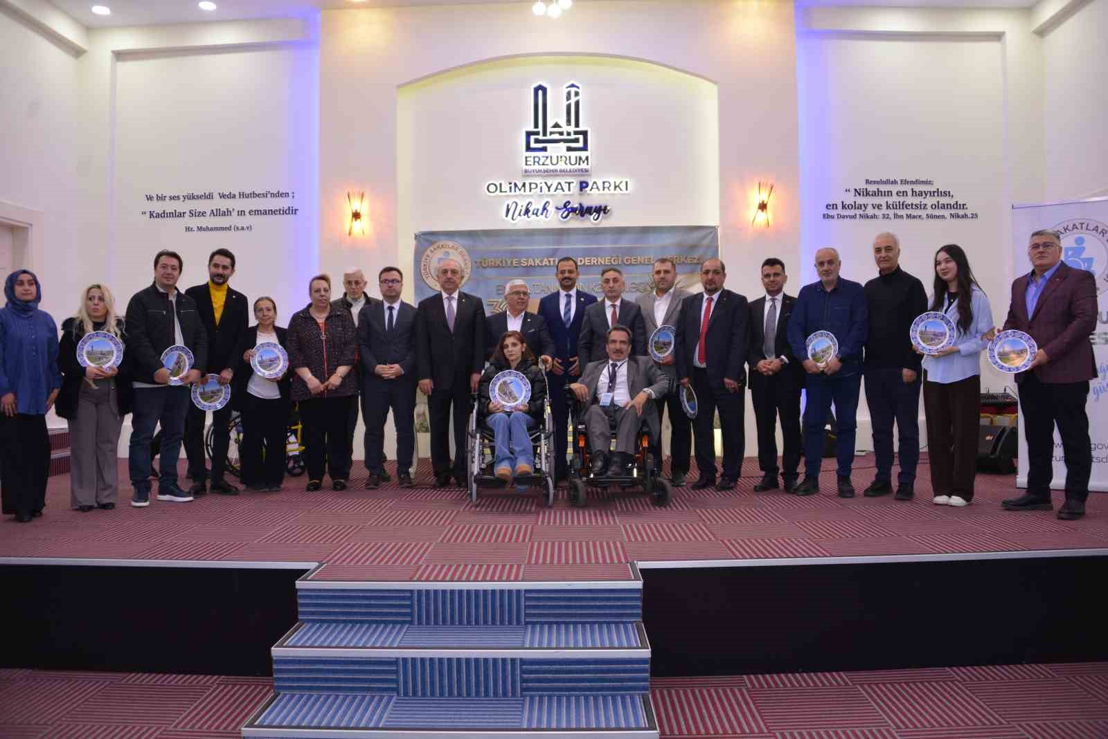 Türkiye Sakatlar Derneği Erzurum şubesi 30. yılını kutladı
