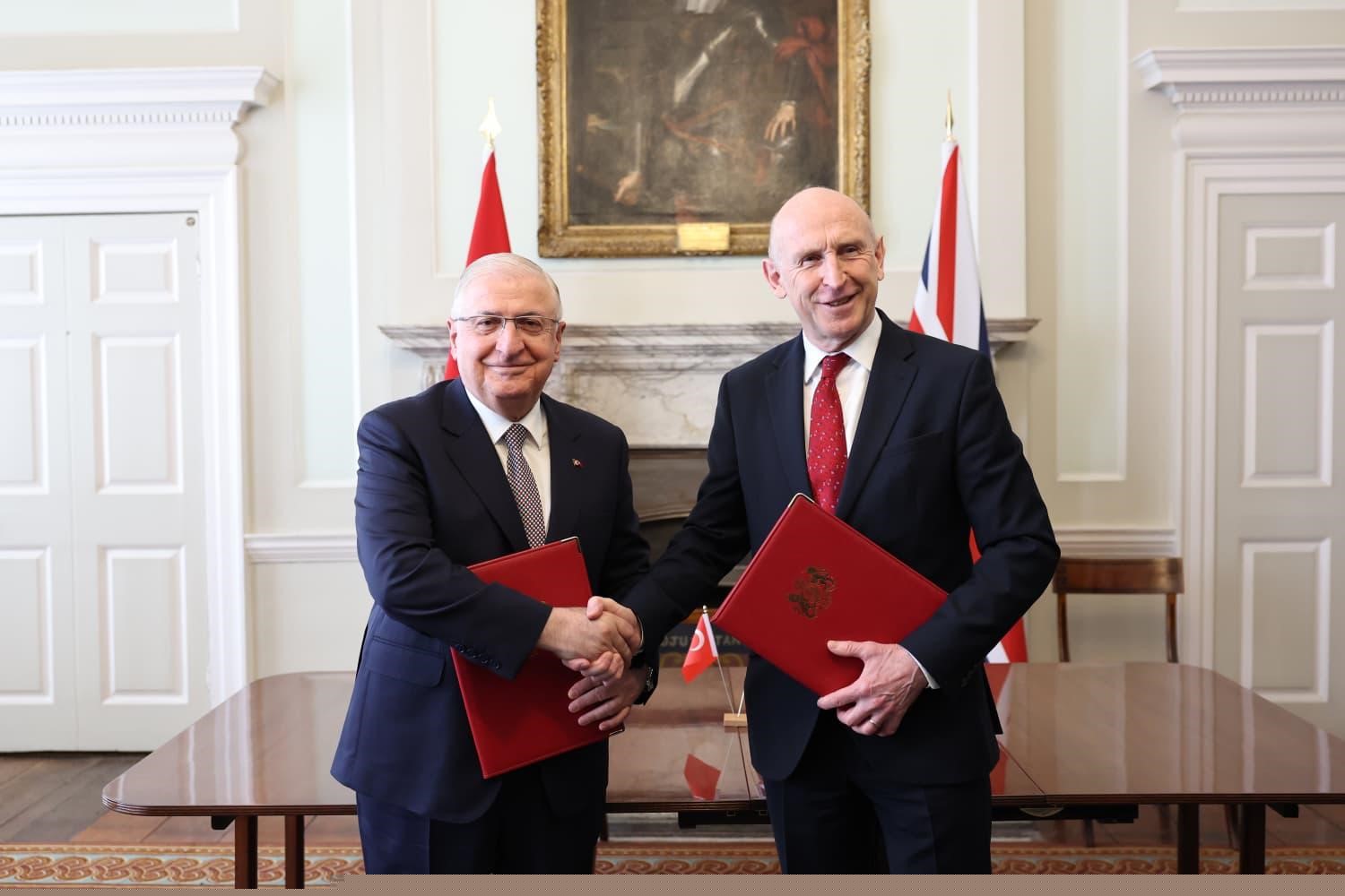 Türkiye ve İngiltere arasında Eurofighter Typhoon Projesi kapsamında uçakların idame ve işletmesine yönelik teknik ve lojistik destek sözleşmesi imzalandı
