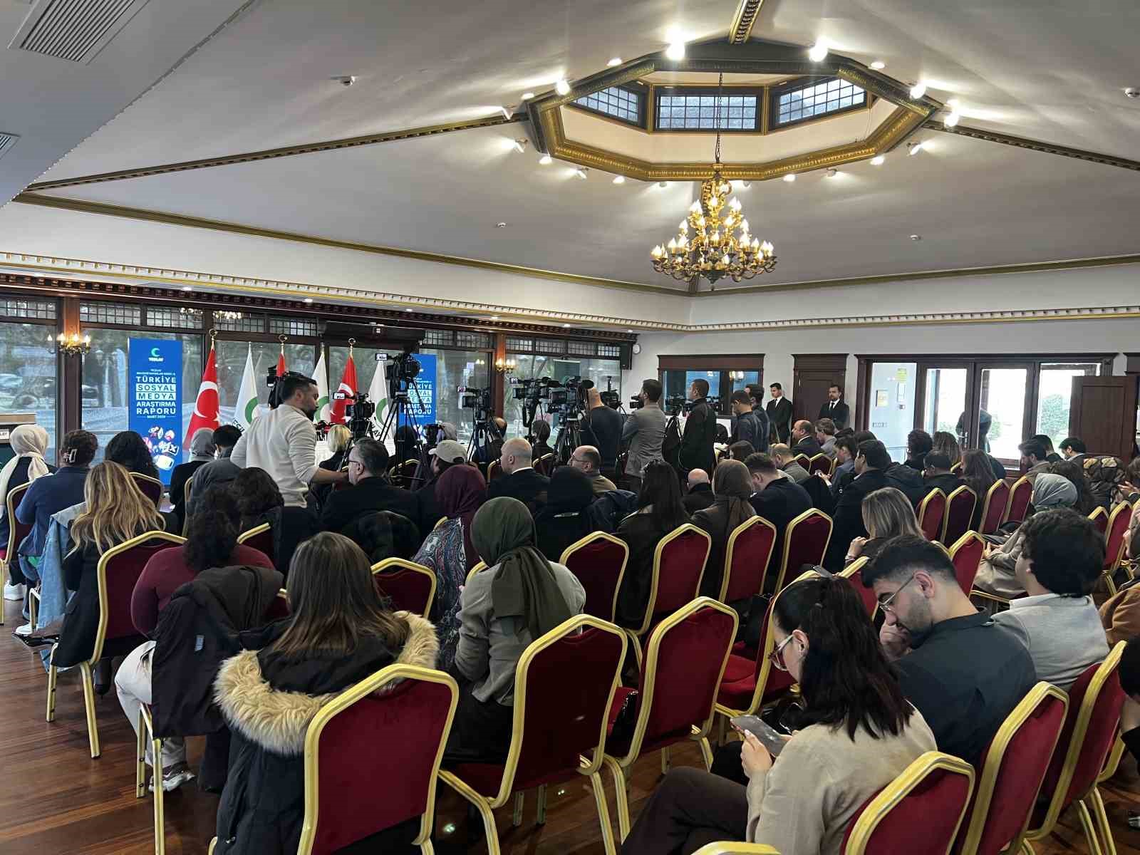 Türkiye Yeşilay Cemiyeti Genel Başkanı Dinç:  "Gençlerimizin yüzde 12’si kumar, bahis ve tütün reklamlarını pasif olarak izliyor"
