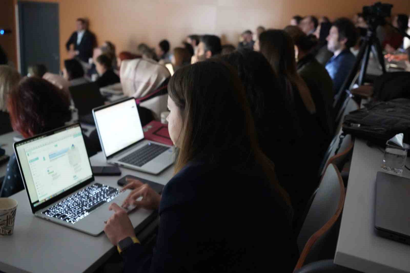 Türkiye’de bir ilk: Öğrenci başarısı artık yapay zeka takibinde

