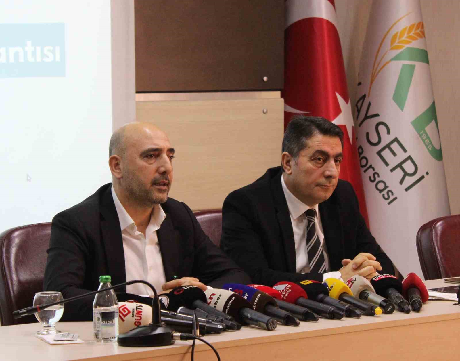 Türkiye’de yağsız hayvan kesimi dönemi başladı, Kayseri’de 2 kilo fire verilecek
Türkiye’de yağsız hayvan kesimi dönemi başladı, Kayseri’de 2 kilo fire verilecek