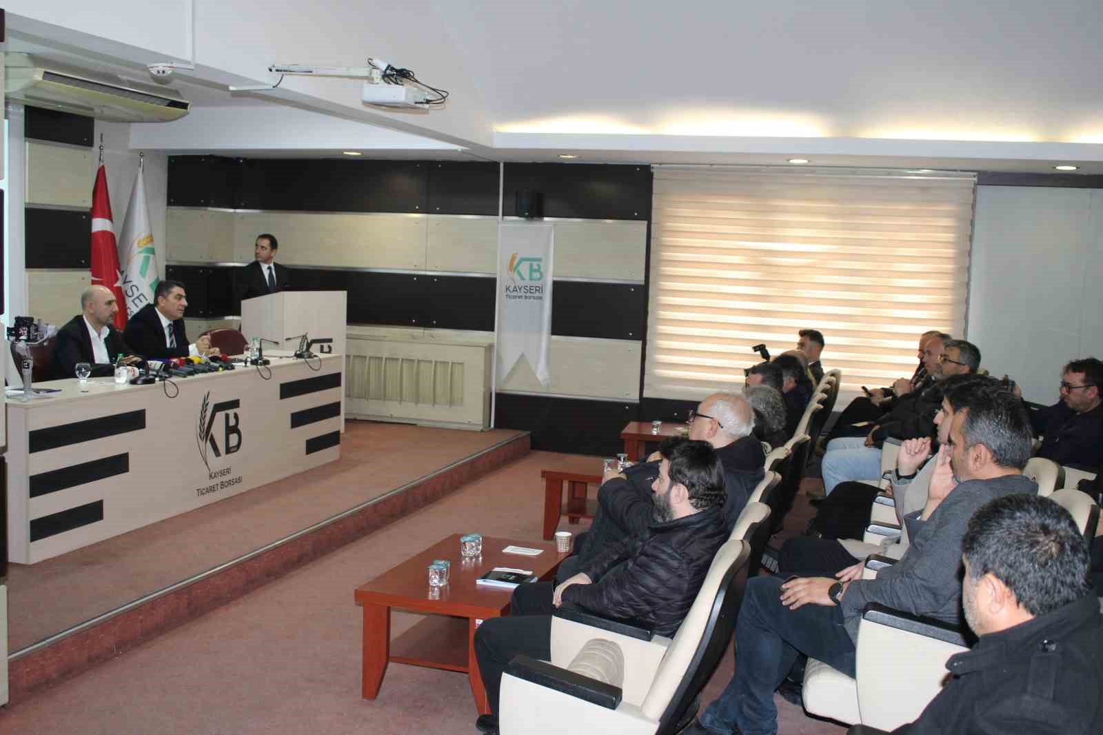 Türkiye’de yağsız hayvan kesimi dönemi başladı, Kayseri’de 2 kilo fire verilecek
Türkiye’de yağsız hayvan kesimi dönemi başladı, Kayseri’de 2 kilo fire verilecek