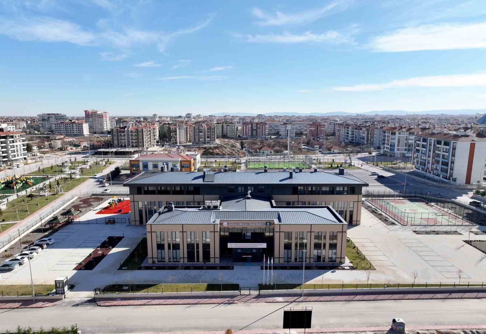 Türkiye’nin en büyük Engelsiz Yaşam Merkezi hasta kabulüne başladı
