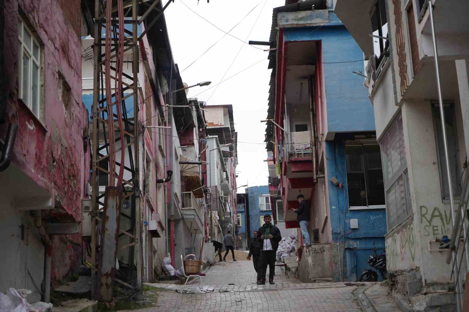 Türkiye’nin ilahi sesi Celal Karatüre’nin hayat hikayesi
