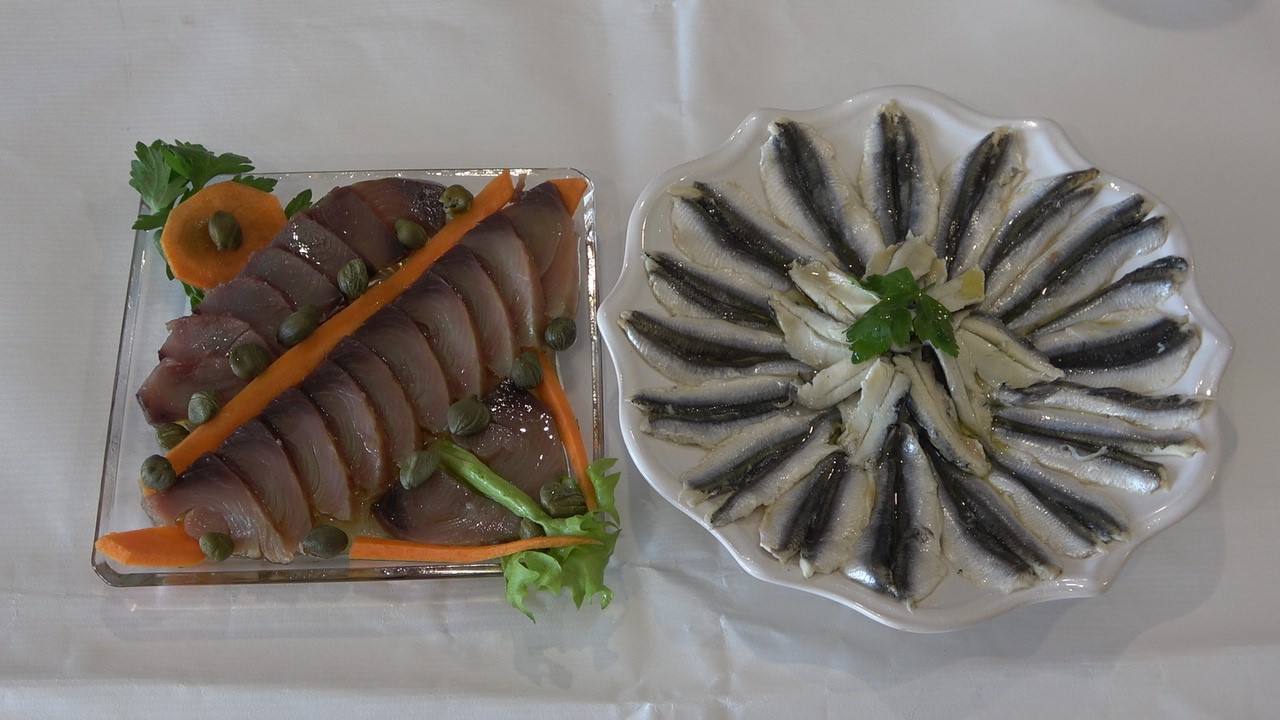 Türkiye’nin ilk coğrafi işaretli su ürünü olan Lakerda’nın üretimi başladı
Türkiye’nin ilk coğrafi işaretli su ürünü olan Lakerda’nın üretimi başladı