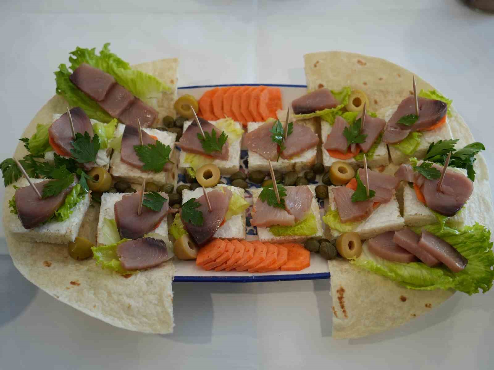 Türkiye’nin ilk coğrafi işaretli su ürünü olan Lakerda’nın üretimi başladı
Türkiye’nin ilk coğrafi işaretli su ürünü olan Lakerda’nın üretimi başladı