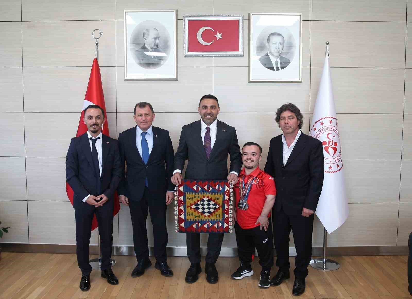 Türkiye’nin ilk Paralimpik Halter Salonu Kayseri’de yapılacak
