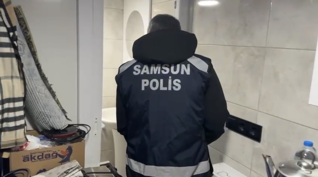 Tütün operasyonunda 22 bin doldurulmuş makaron ele geçirildi
