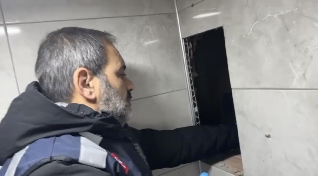 Tütün operasyonunda 22 bin doldurulmuş makaron ele geçirildi
