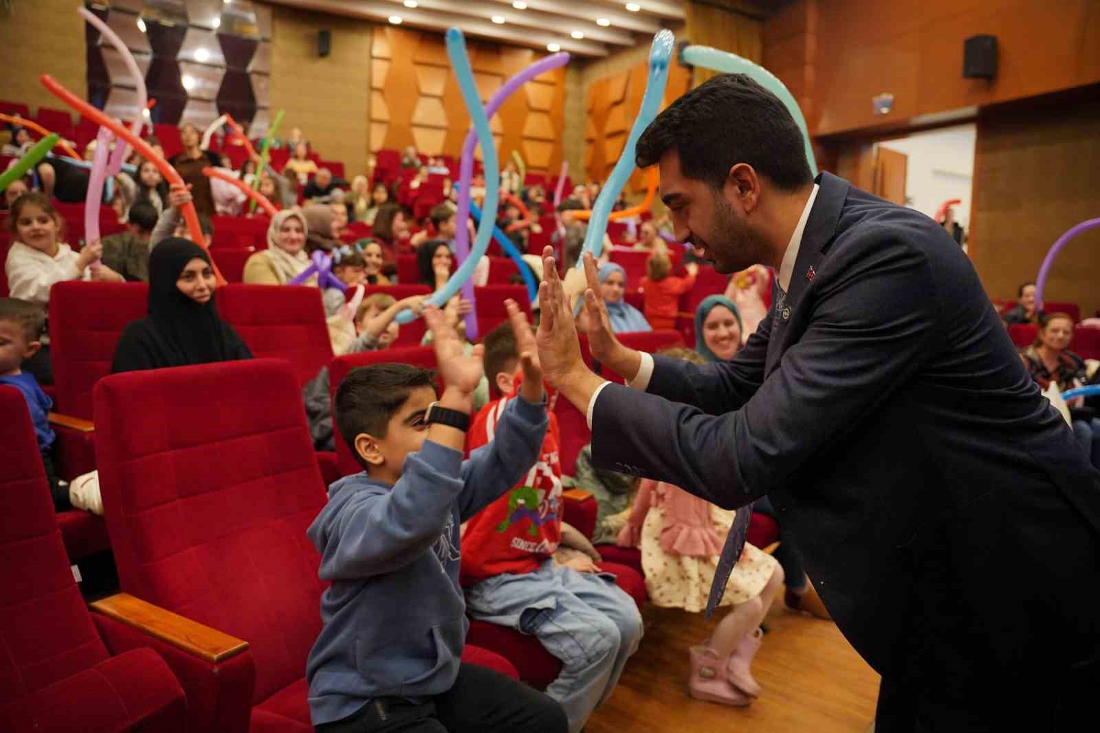 Tuzla’da annelere nefes aldıran hizmet: Saatlik Bakım Merkezleri
