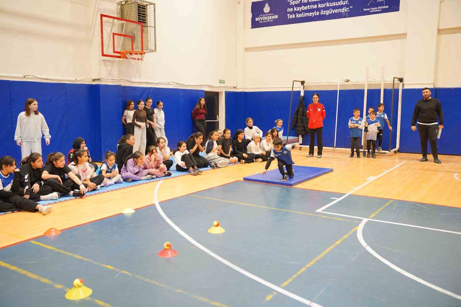 Tuzla’da ara tatil spor şenliği coşkuyla gerçekleşti, kazanan dostluk oldu
