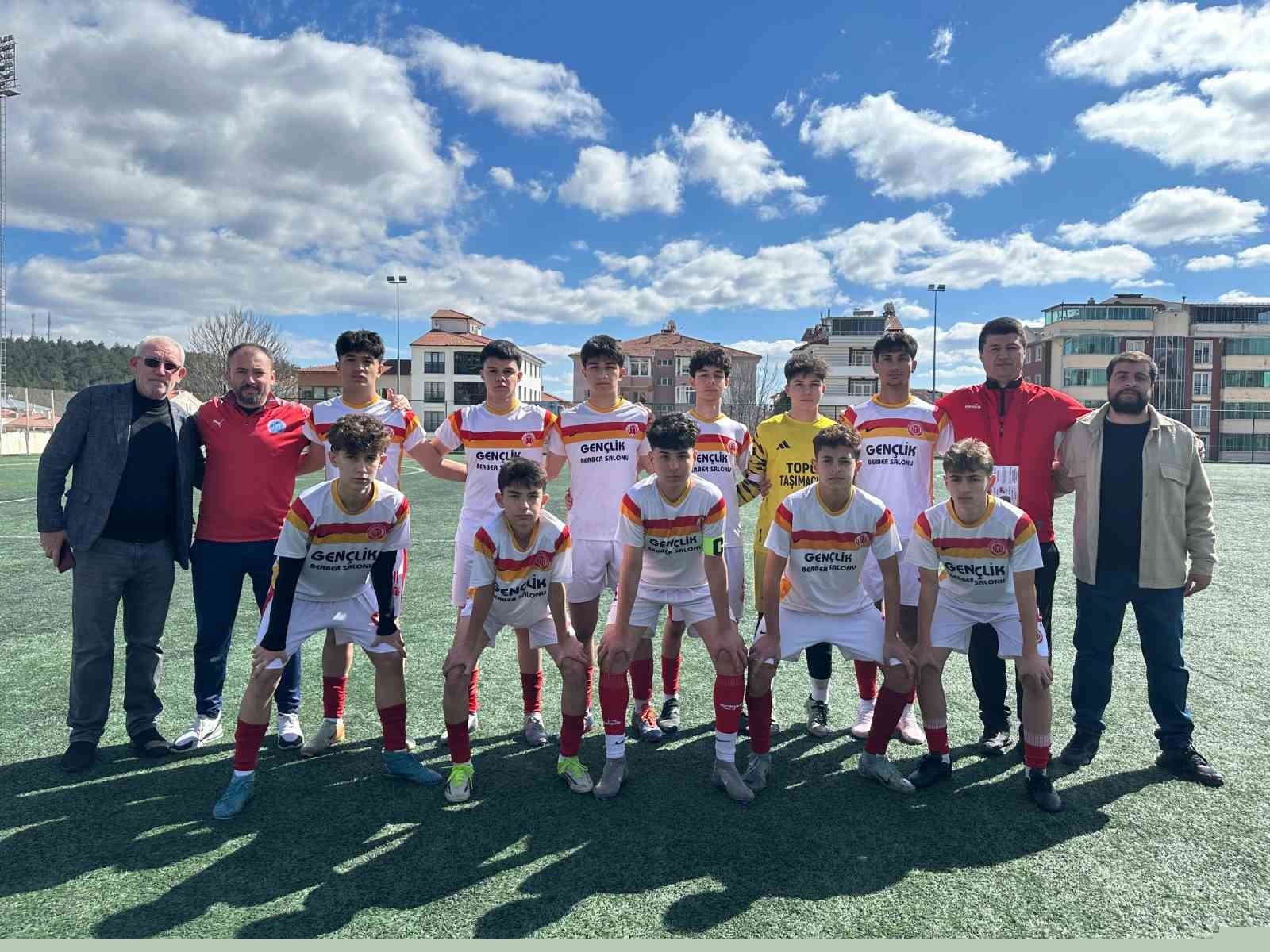 U15 Gençler Ligi’nin lideri 1299 Bilecik Spor Kulübü
