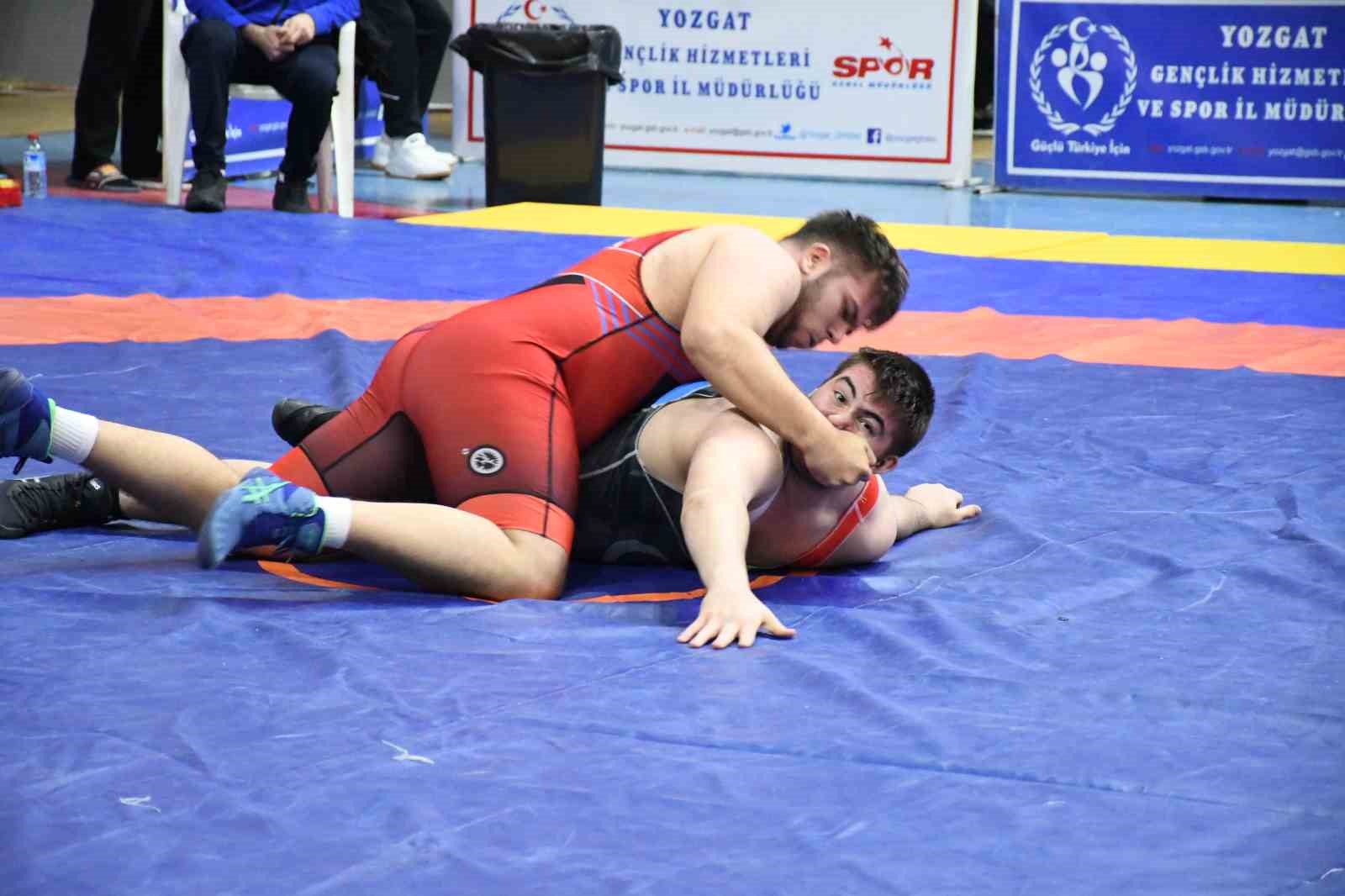 U17 Güreş Grup Müsabakaları, Yozgat’ta tamamlandı
