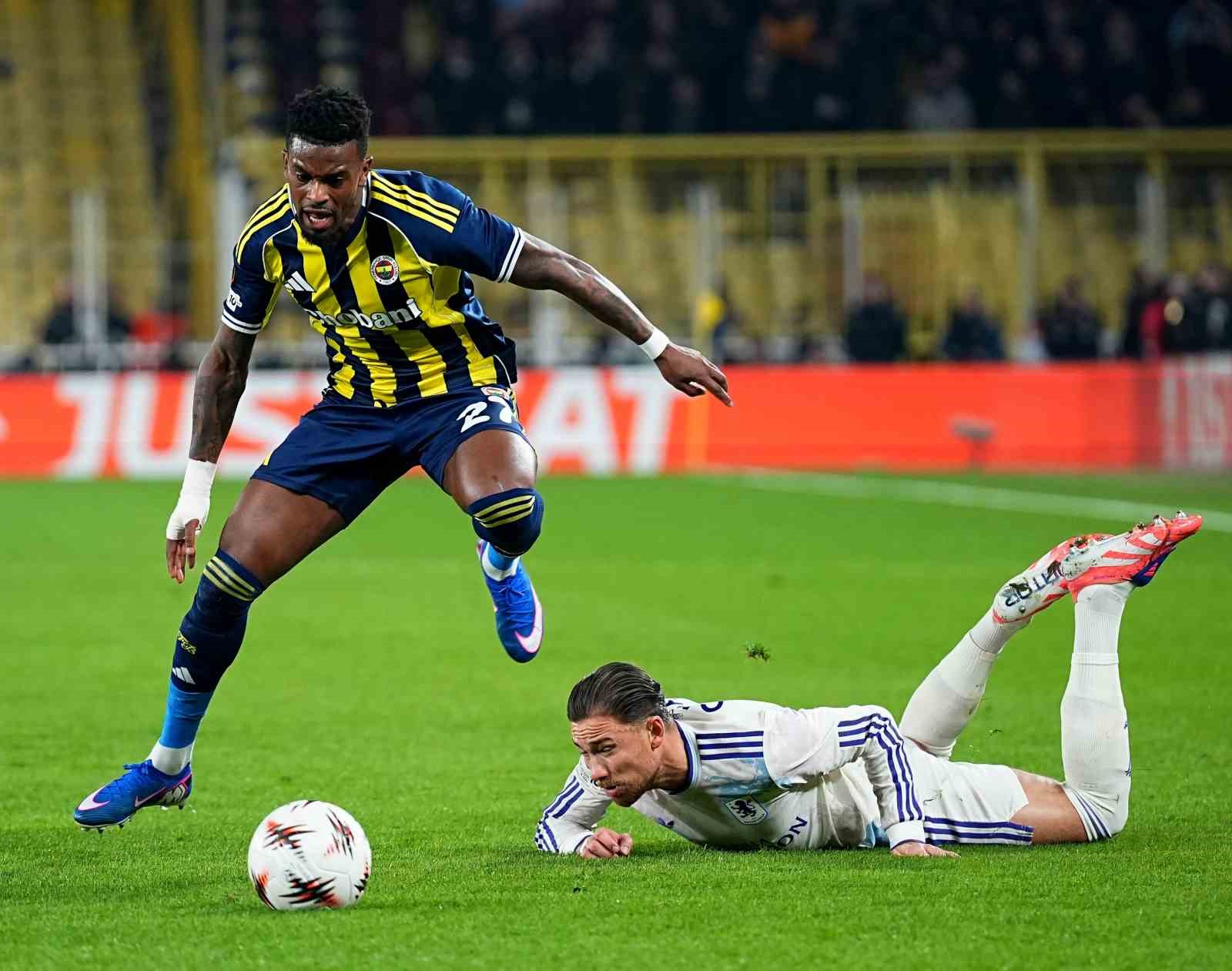UEFA Avrupa Ligi: Fenerbahçe: 0 - Aston Villa: 1 (İlk yarı)
UEFA Avrupa Ligi: Fenerbahçe: 0 - Aston Villa: 1 (İlk yarı)