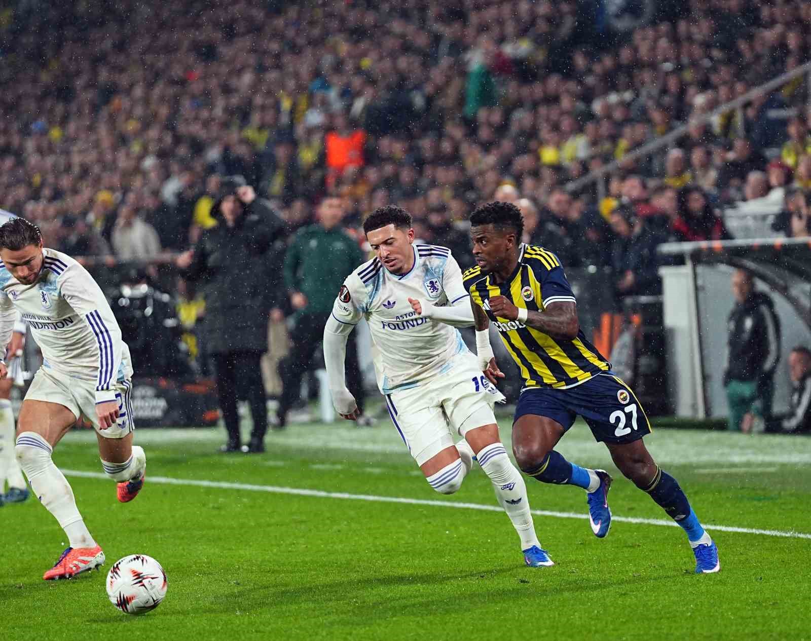 UEFA Avrupa Ligi: Fenerbahçe: 0 - Aston Villa: 1 (Maç sonucu)
UEFA Avrupa Ligi: Fenerbahçe: 0 - Aston Villa: 1 (Maç sonucu)