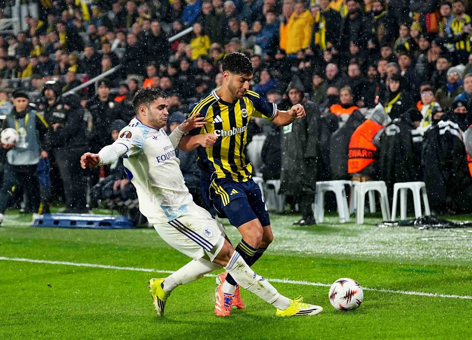 UEFA Avrupa Ligi: Fenerbahçe: 0 - Aston Villa: 1 (Maç sonucu)
UEFA Avrupa Ligi: Fenerbahçe: 0 - Aston Villa: 1 (Maç sonucu)