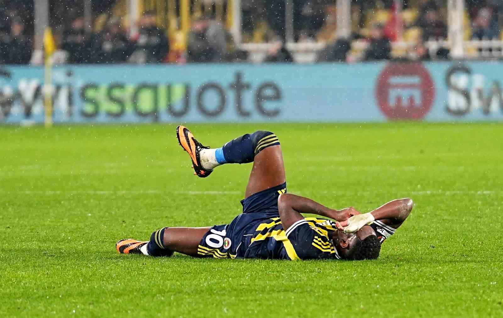 UEFA Avrupa Ligi: Fenerbahçe: 0 - Aston Villa: 1 (Maç sonucu)
UEFA Avrupa Ligi: Fenerbahçe: 0 - Aston Villa: 1 (Maç sonucu)