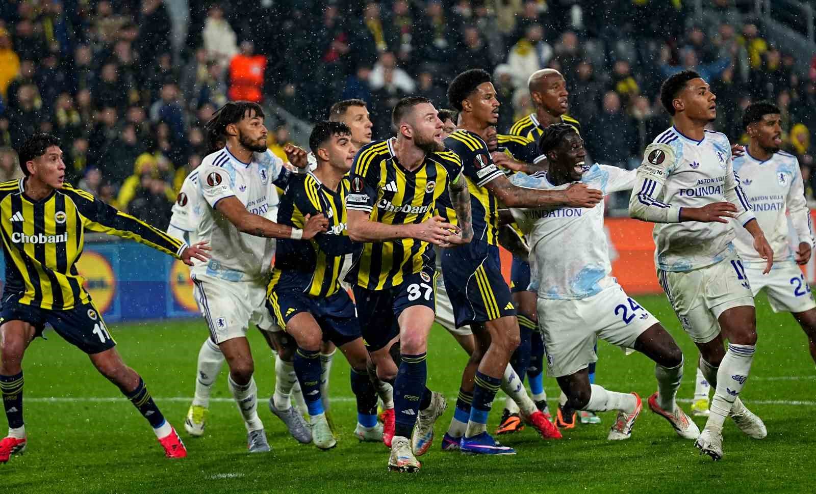 UEFA Avrupa Ligi: Fenerbahçe: 0 - Aston Villa: 1 (Maç sonucu)
UEFA Avrupa Ligi: Fenerbahçe: 0 - Aston Villa: 1 (Maç sonucu)