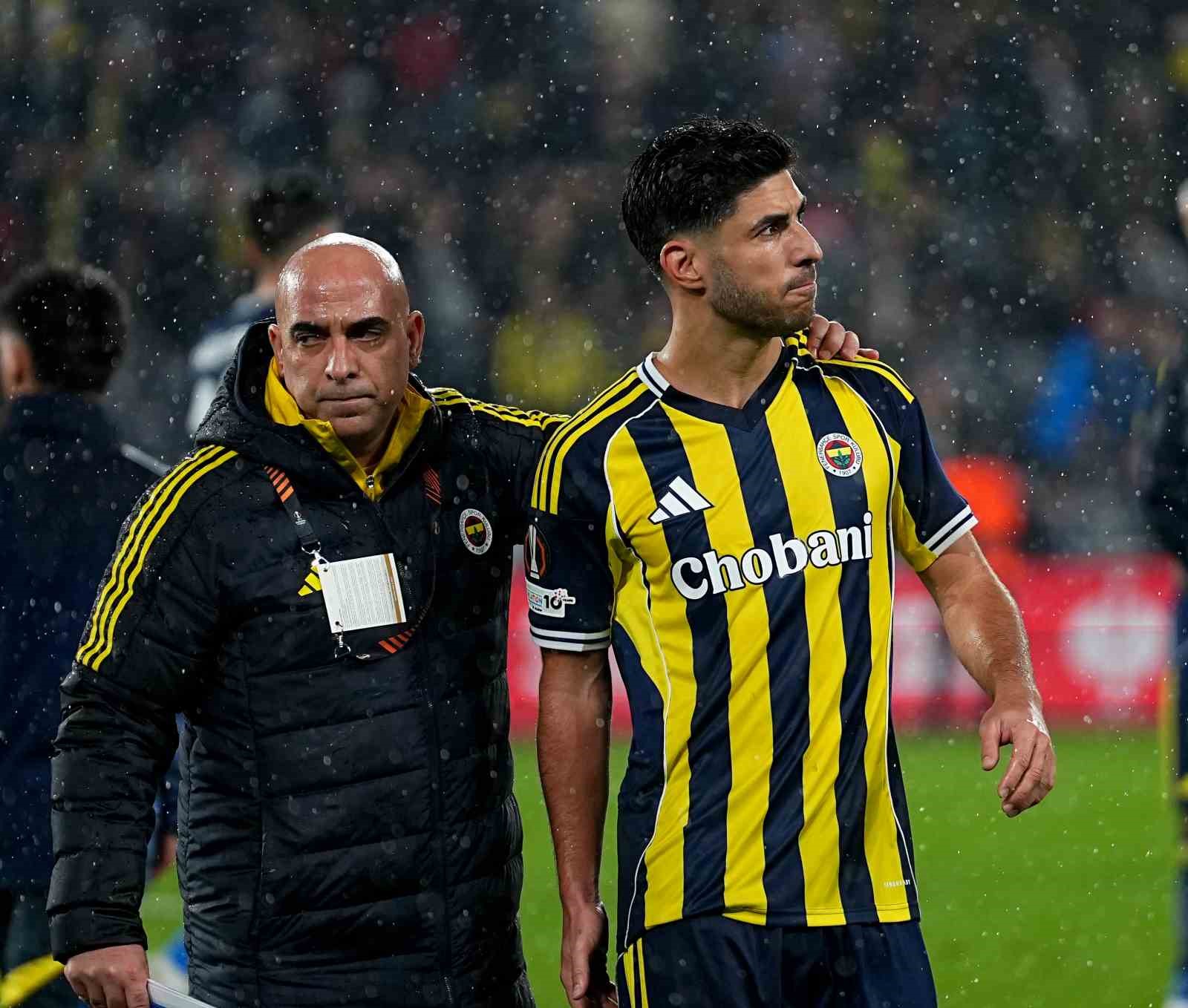 UEFA Avrupa Ligi: Fenerbahçe: 0 - Aston Villa: 1 (Maç sonucu)
UEFA Avrupa Ligi: Fenerbahçe: 0 - Aston Villa: 1 (Maç sonucu)