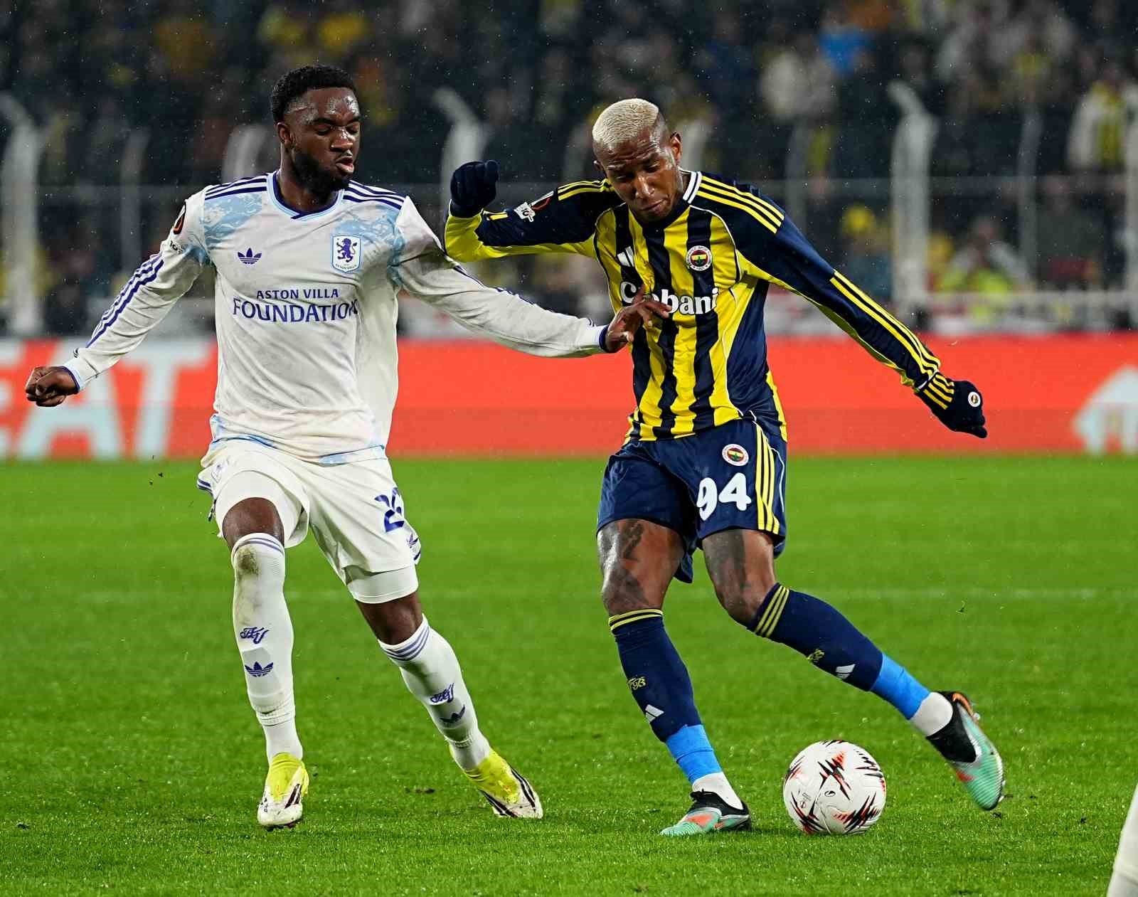 UEFA Avrupa Ligi: Fenerbahçe: 0 - Aston Villa: 1 (Maç sonucu)
UEFA Avrupa Ligi: Fenerbahçe: 0 - Aston Villa: 1 (Maç sonucu)