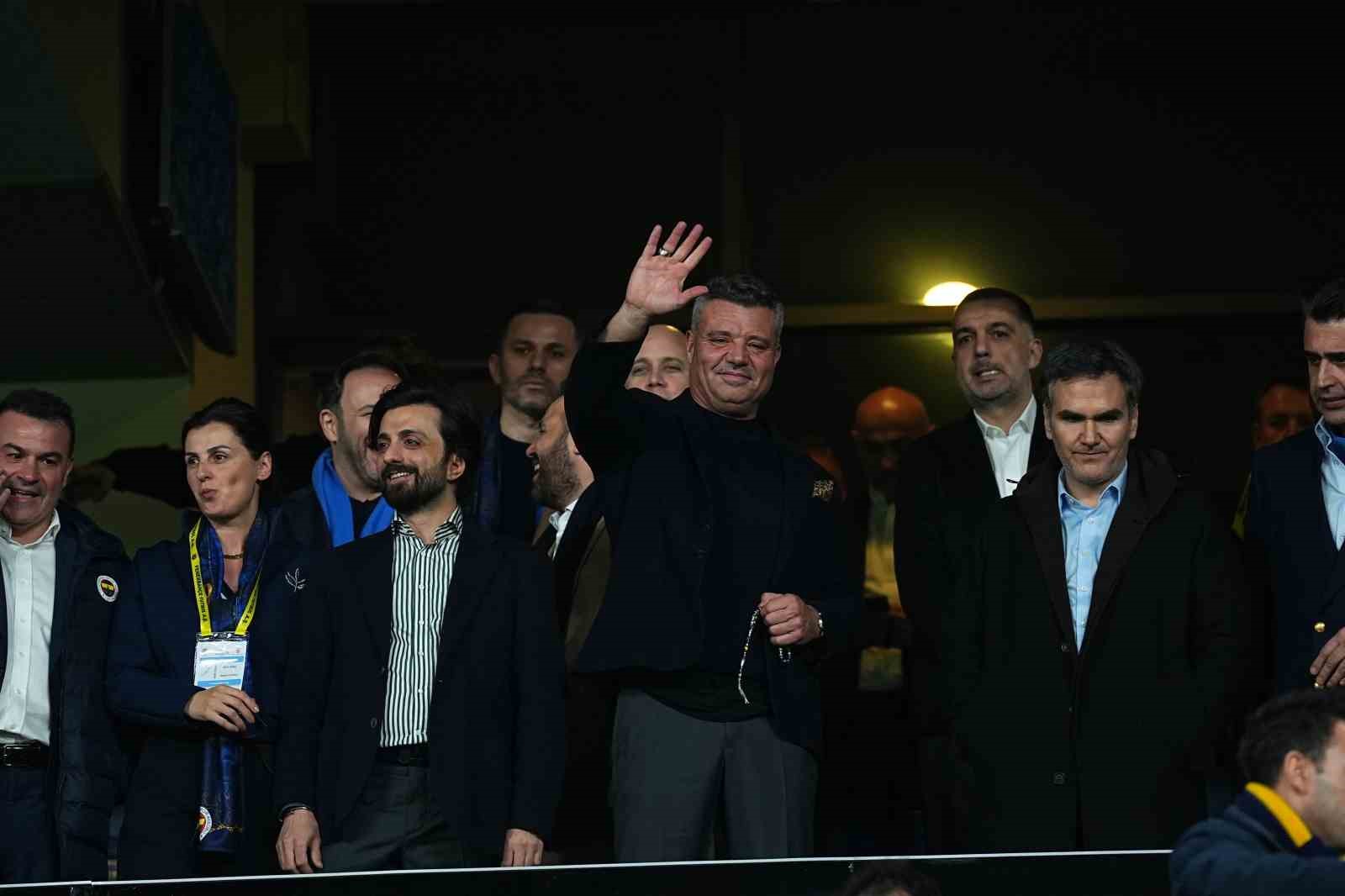 UEFA Avrupa Ligi: Fenerbahçe: 0 - Nottingham Forest: 0 (Maç devam ediyor)
