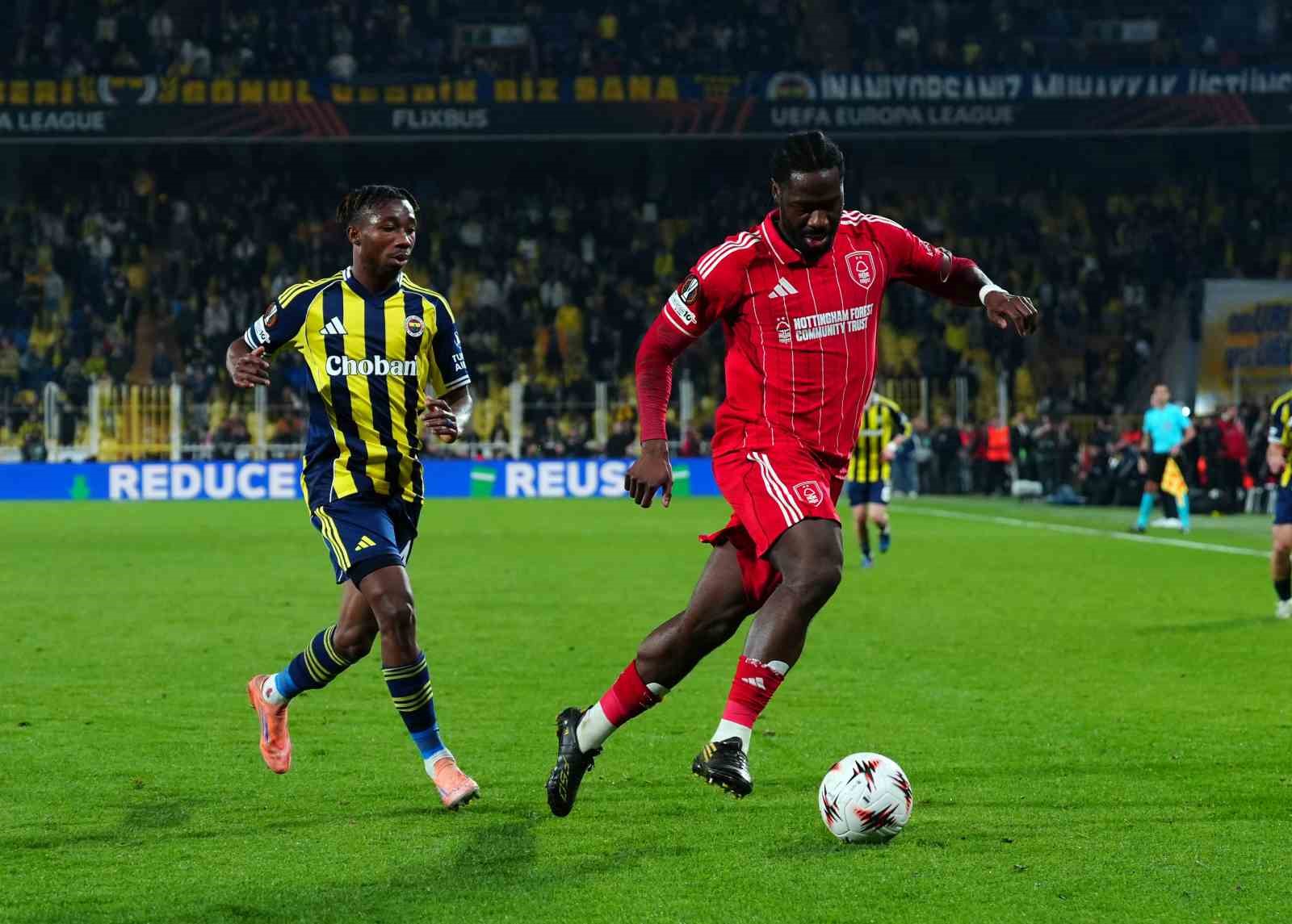 UEFA Avrupa Ligi: Fenerbahçe: 0 - Nottingham Forest: 3 (Maç sonucu)
UEFA Avrupa Ligi: Fenerbahçe: 0 - Nottingham Forest: 3 (Maç sonucu)