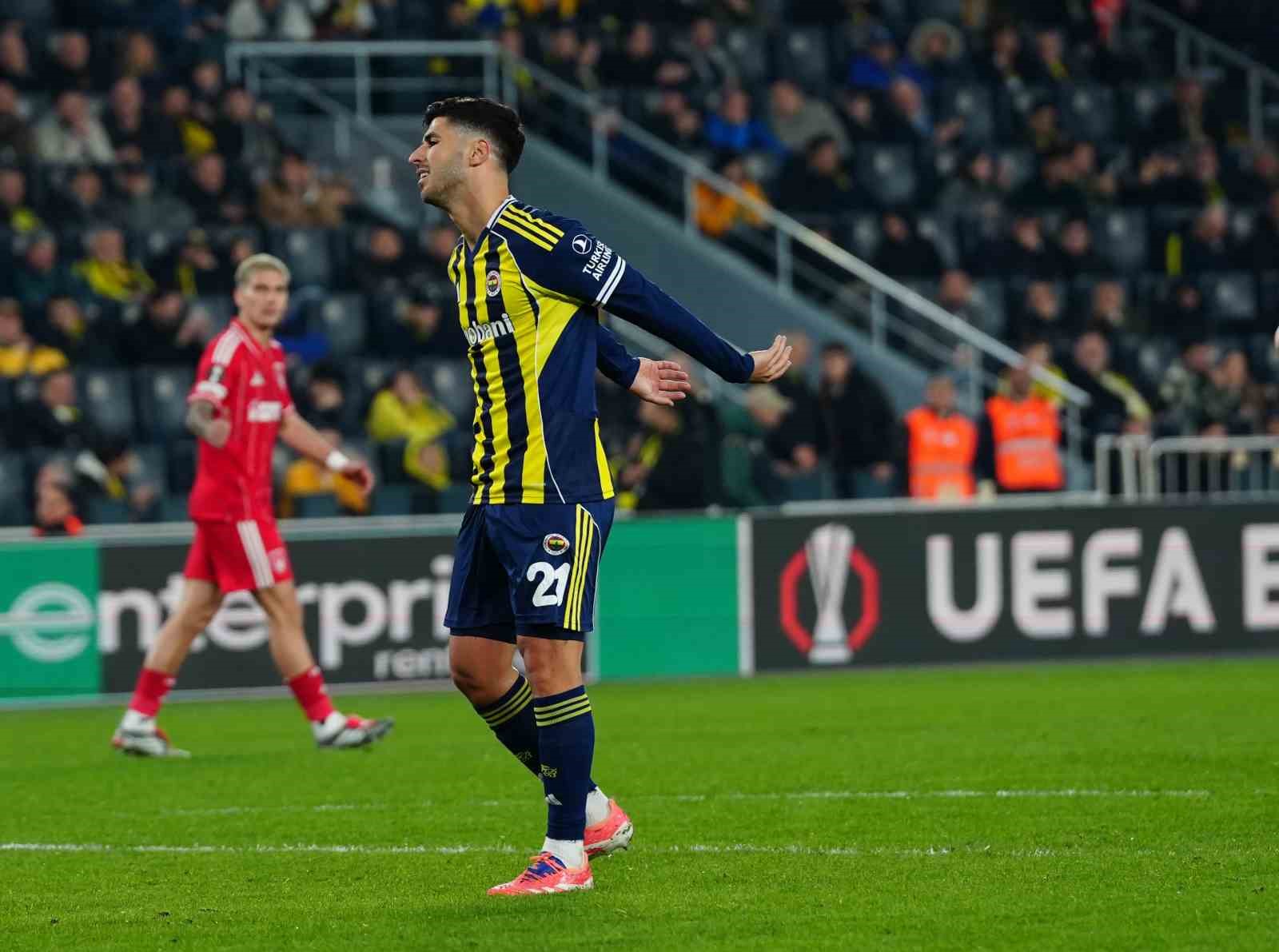 UEFA Avrupa Ligi: Fenerbahçe: 0 - Nottingham Forest: 3 (Maç sonucu)
UEFA Avrupa Ligi: Fenerbahçe: 0 - Nottingham Forest: 3 (Maç sonucu)