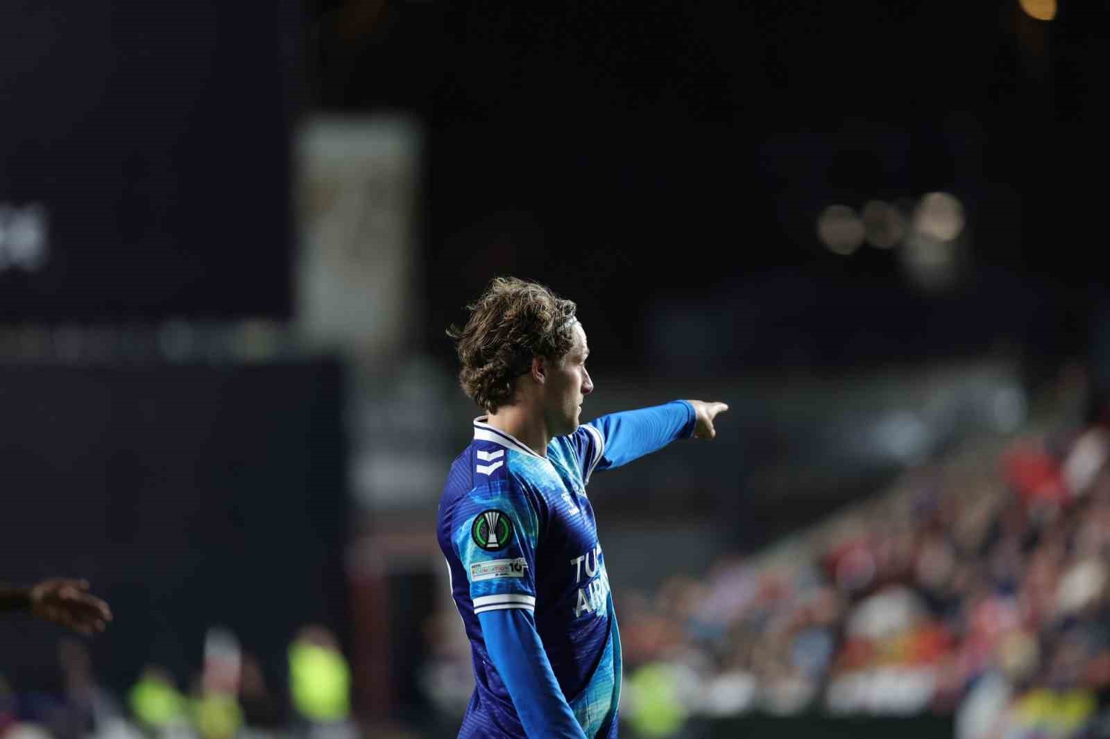 UEFA Konferans Ligi: Rayo Vallecano: 0 - Samsunspor: 0 (İlk yarı)
