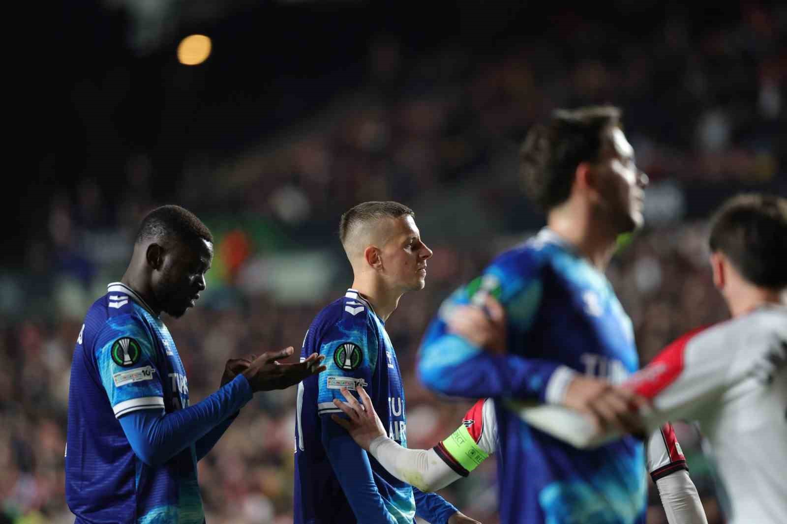 UEFA Konferans Ligi: Rayo Vallecano: 0 - Samsunspor: 0 (İlk yarı)
