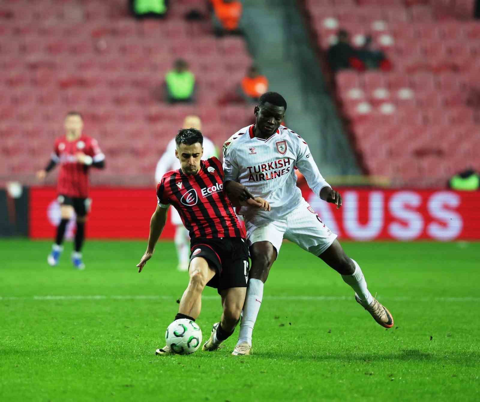 UEFA Konferans Ligi: Samsunspor: 4 - Shkendija: 0 (Maç sonucu)
UEFA Konferans Ligi: Samsunspor: 4 - Shkendija: 0 (Maç sonucu)