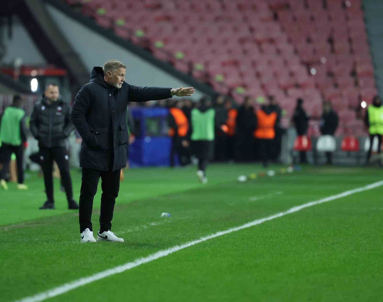 UEFA Konferans Ligi: Samsunspor: 4 - Shkendija: 0 (Maç sonucu)
UEFA Konferans Ligi: Samsunspor: 4 - Shkendija: 0 (Maç sonucu)