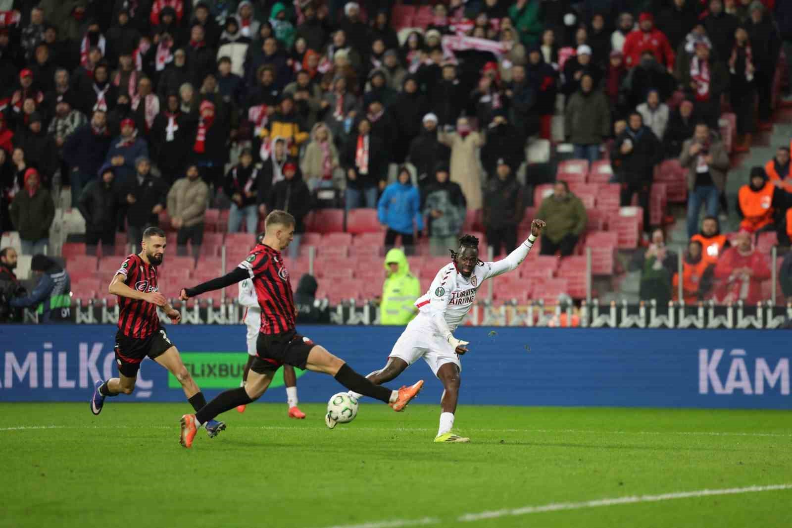 UEFA Konferans Ligi: Samsunspor: 4 - Shkendija: 0 (Maç sonucu)
UEFA Konferans Ligi: Samsunspor: 4 - Shkendija: 0 (Maç sonucu)