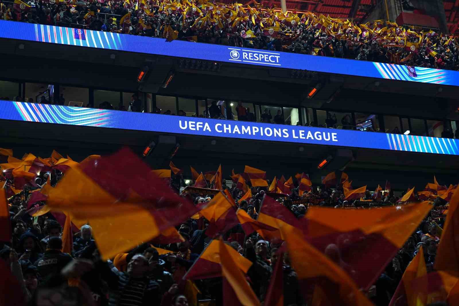 UEFA Şampiyonlar Ligi: Galatasaray: 0 - Atletico Madrid: 1 (Maç devam ediyor)
