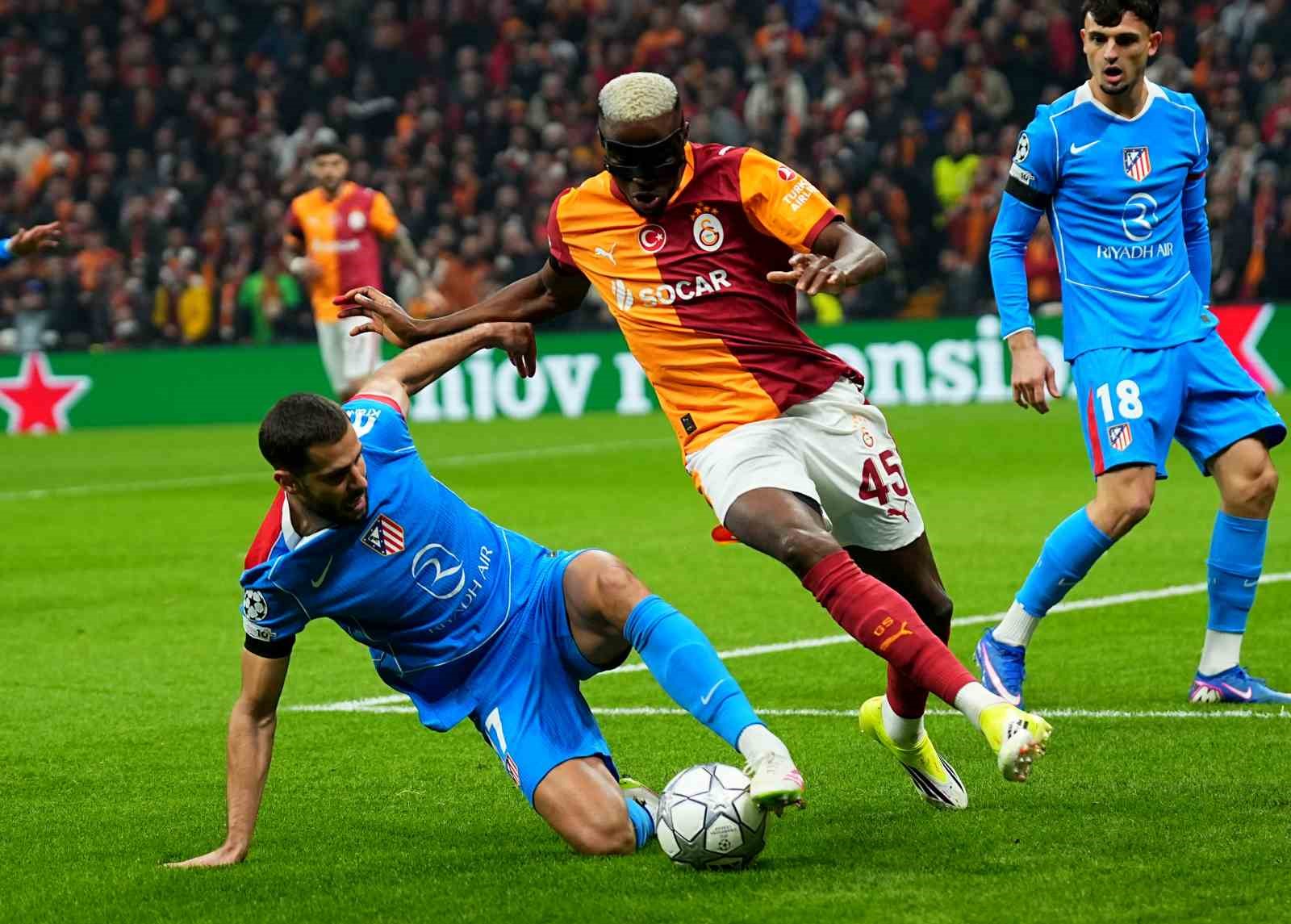 UEFA Şampiyonlar Ligi: Galatasaray: 0 - Atletico Madrid: 1 (Maç devam ediyor)
