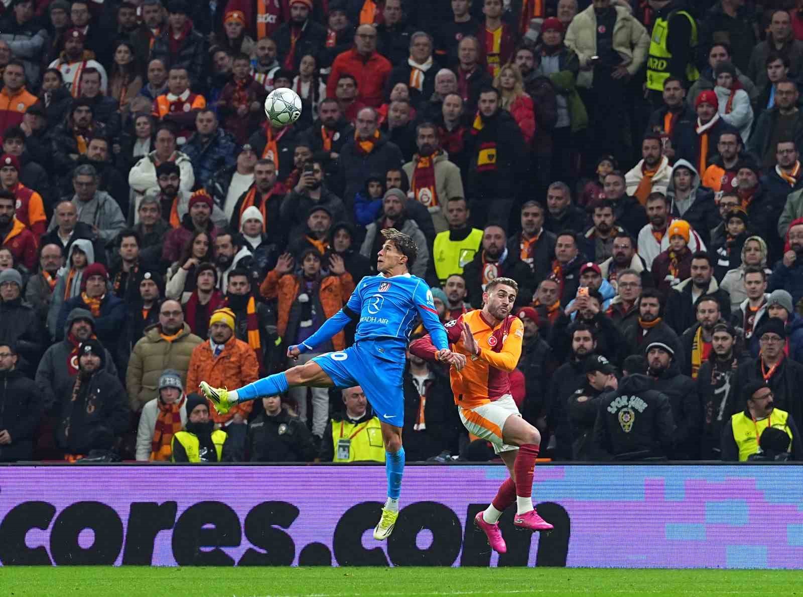 UEFA Şampiyonlar Ligi: Galatasaray: 1 - Atletico Madrid: 1 (İlk yarı)
