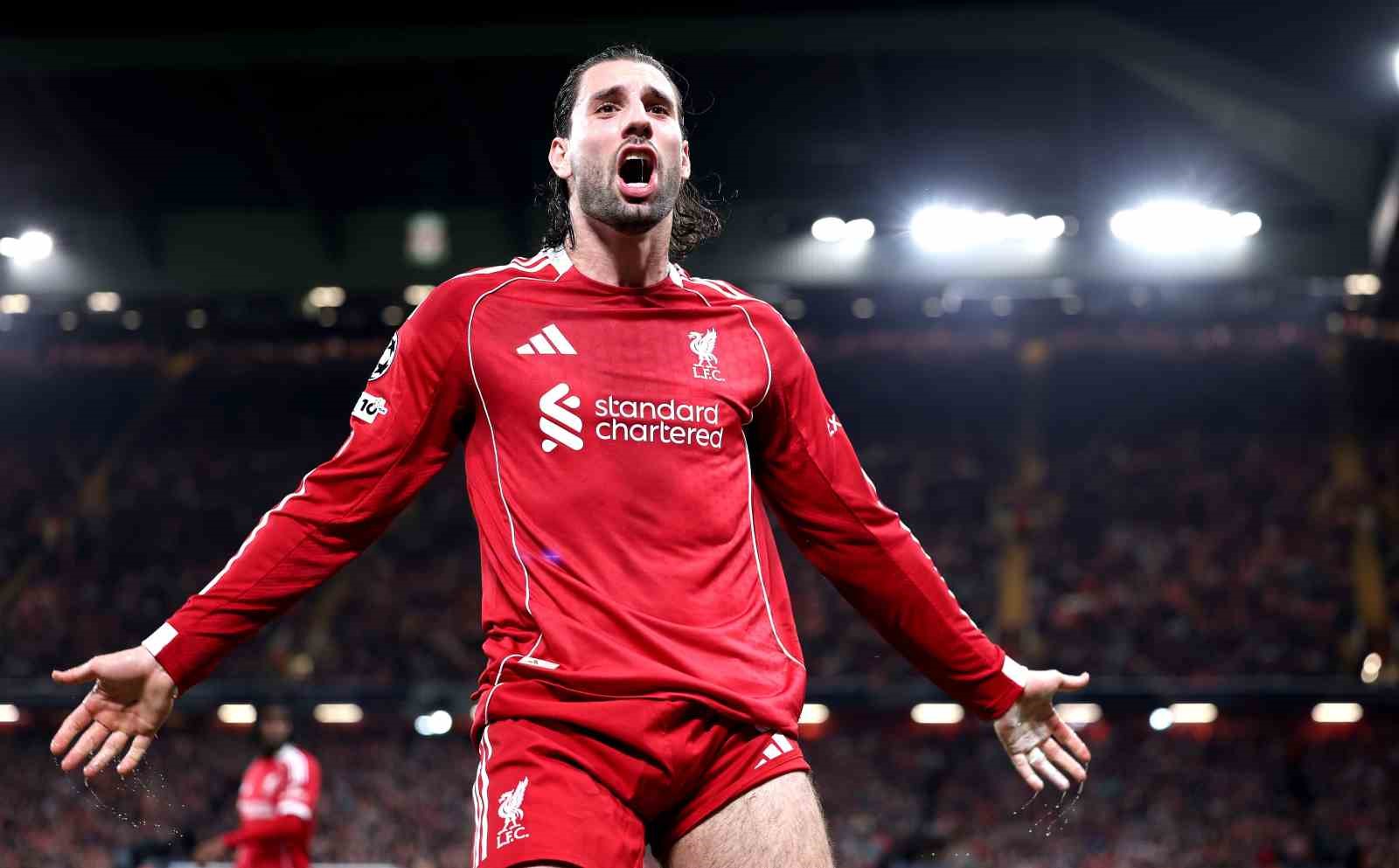 UEFA Şampiyonlar Ligi: Liverpool: 1 - Galatasaray: 0 (İlk yarı)
