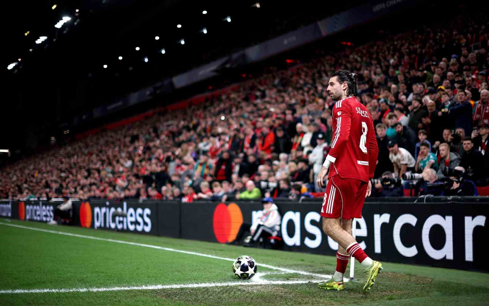 UEFA Şampiyonlar Ligi: Liverpool: 4 - Galatasaray: 0 (Maç sonucu)
