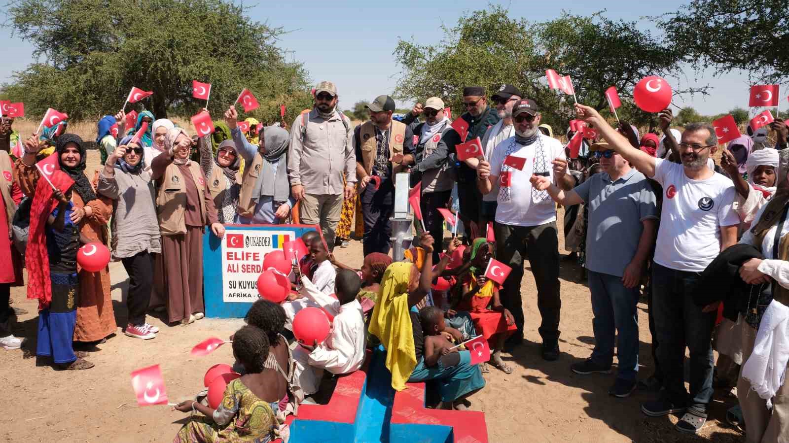 UKABDER eli ile Çad’da Türk sancağı dalgalanıyor
