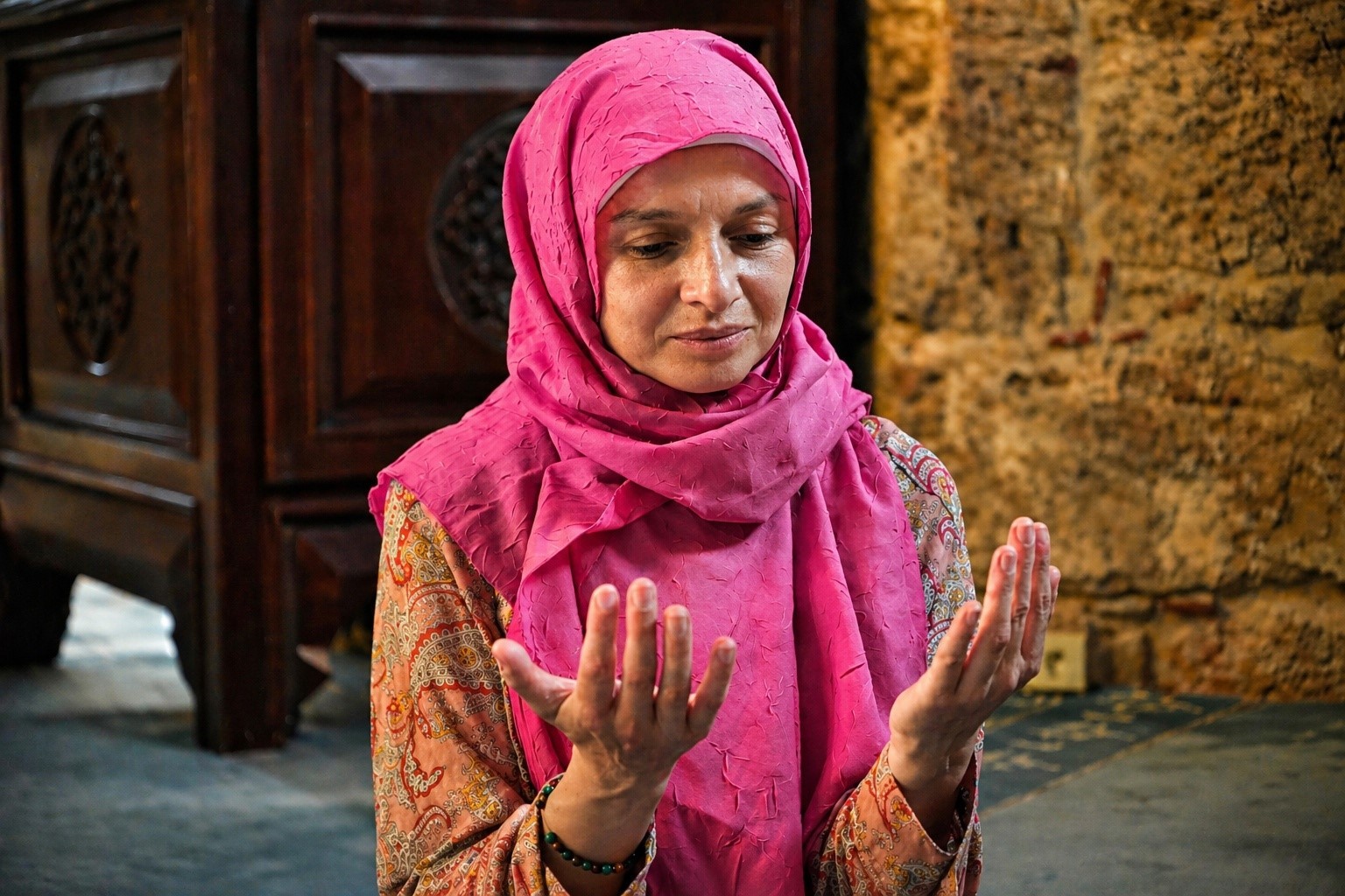 Ukraynalı yoga eğitmeni Lena, Müslüman olup Meryem ismini aldı
